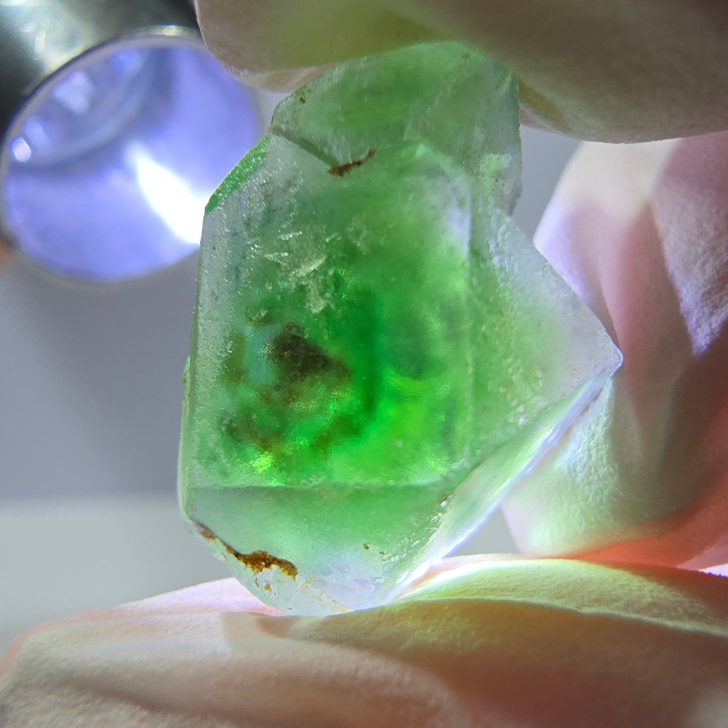 Spécimen de cube de fluorite fantôme, vert-brun, Erongo, Namibie, 21 x 14 x 10 mm