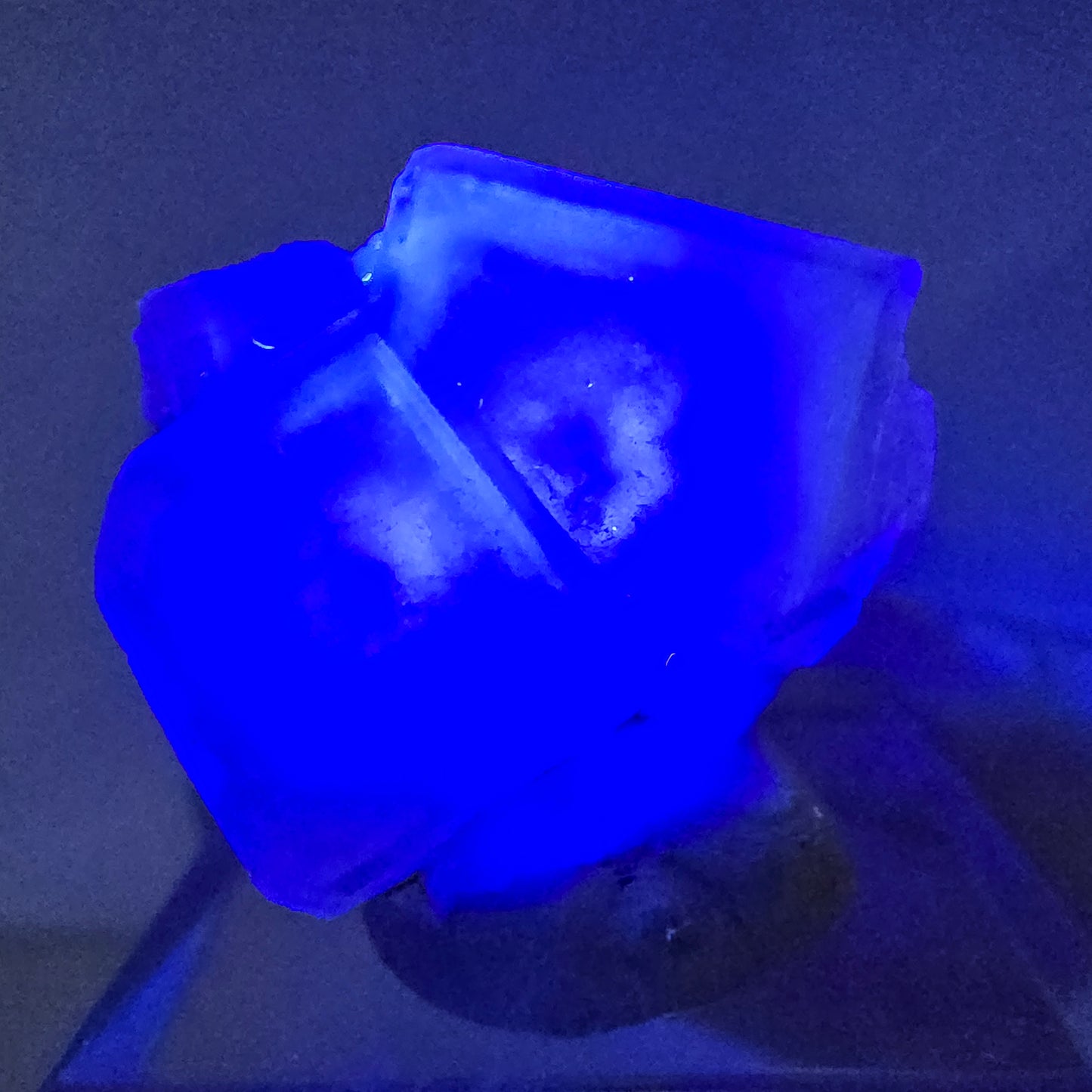 Seltene UV Phantom Fluorit Würfel Stufe lila gelb Brandberg, Namibia 21*21*12mm