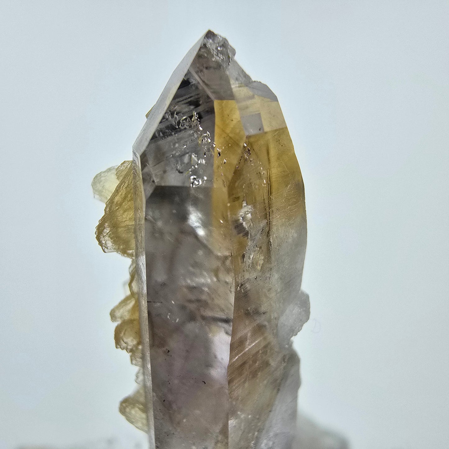 Phantom Amethyst Kristall mit Stilbit Goboboseb, Namibia 48*17*14mm Sammlung