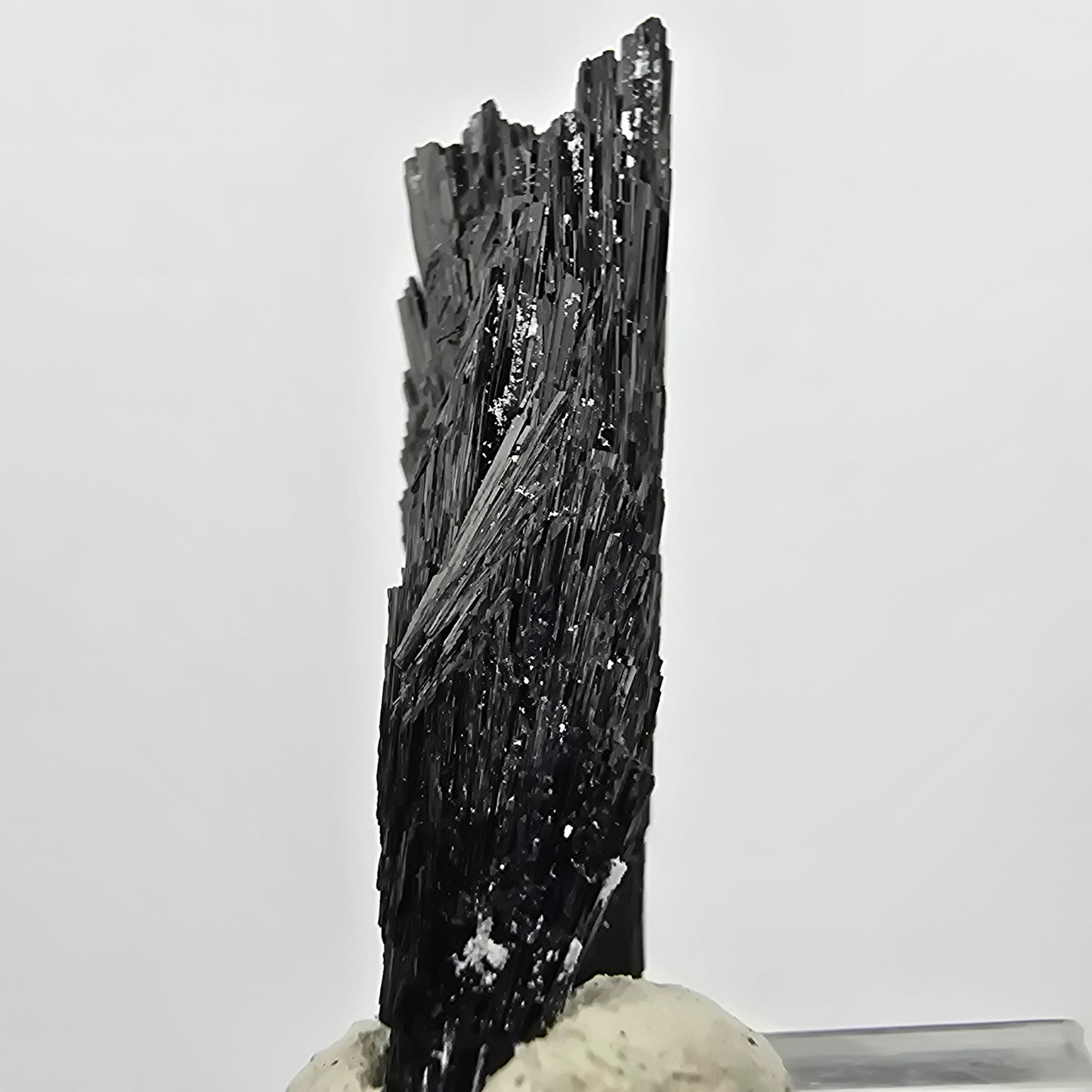 Seltene Schörl Turmalin Stufe schwarz Erongo, Namibia 45*19*11mm Sammlung