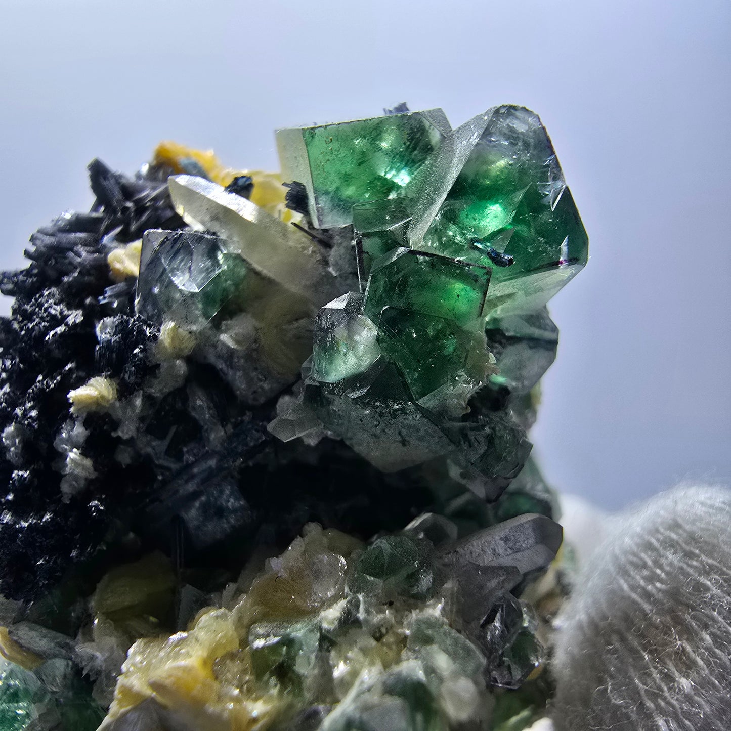 Phantom Fluorit zonal Schörl Rauchquarz Muskovit Erongo, Namibia 56*45*38mm