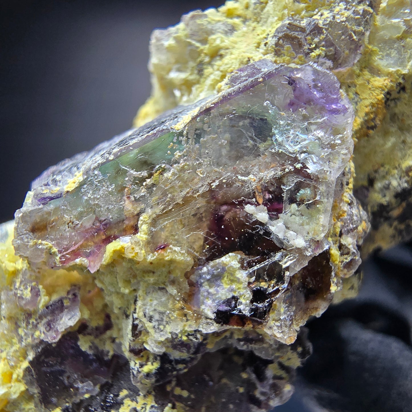 Fluorite fantôme claire, scène muscovite Erongo namibie, Collection 80*31*30mm