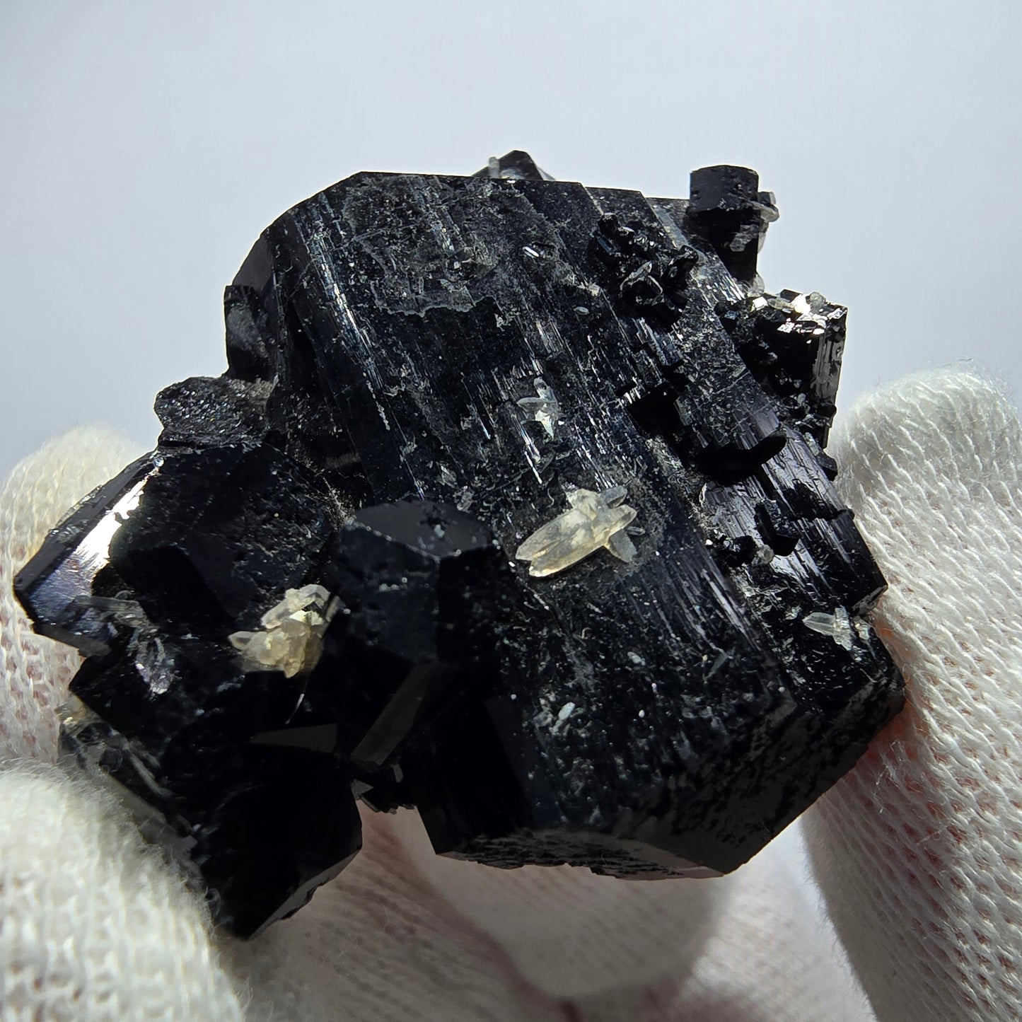 Symmetrische Schörl Turmalin, Rauchquarz Stufe Erongo, Namibia 40*39*19mm