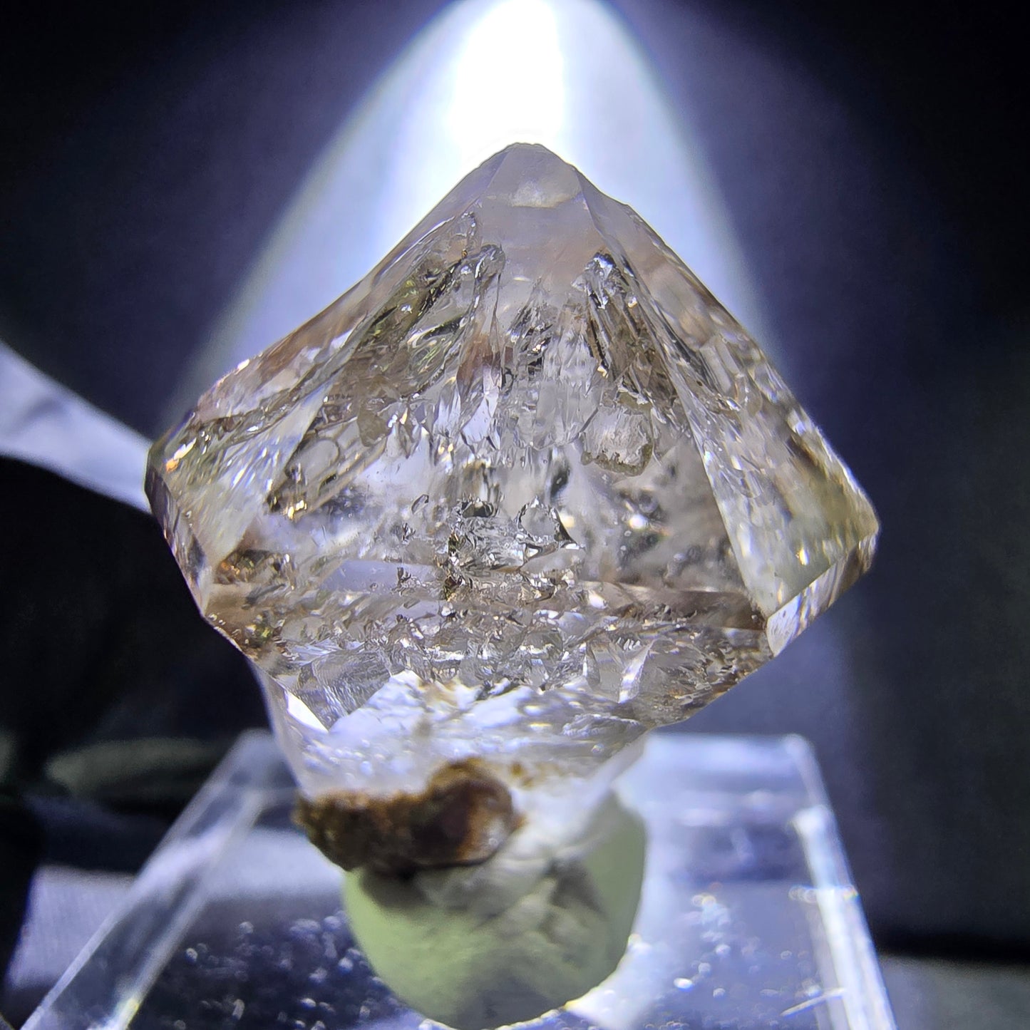 Klare Zepter Rauchquarz, Quarz Kristall Spitze 27*22*14mm aus Goboboseb Namibia