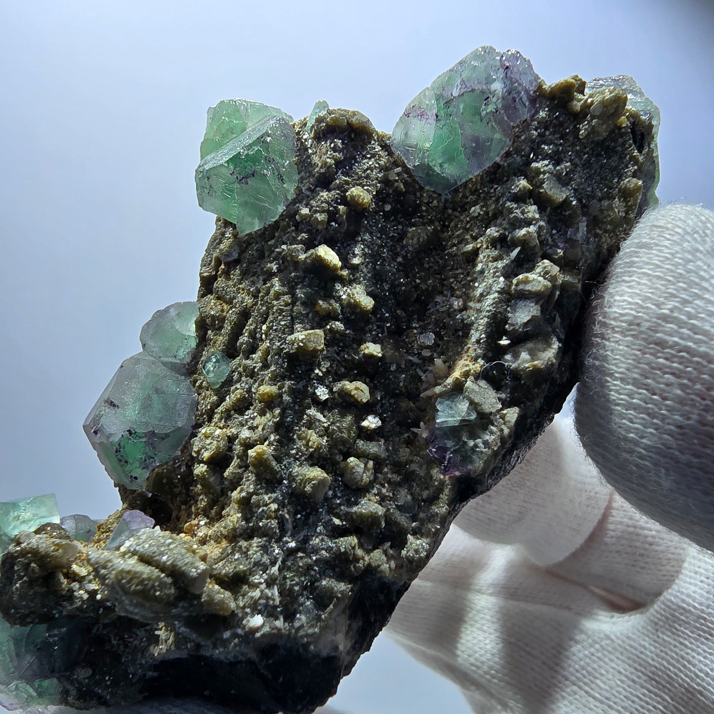 Fluorite fantôme zonale Schörl Tourmaline Muscovite Hyalite Erongo, Namibie 83*45*47mm
