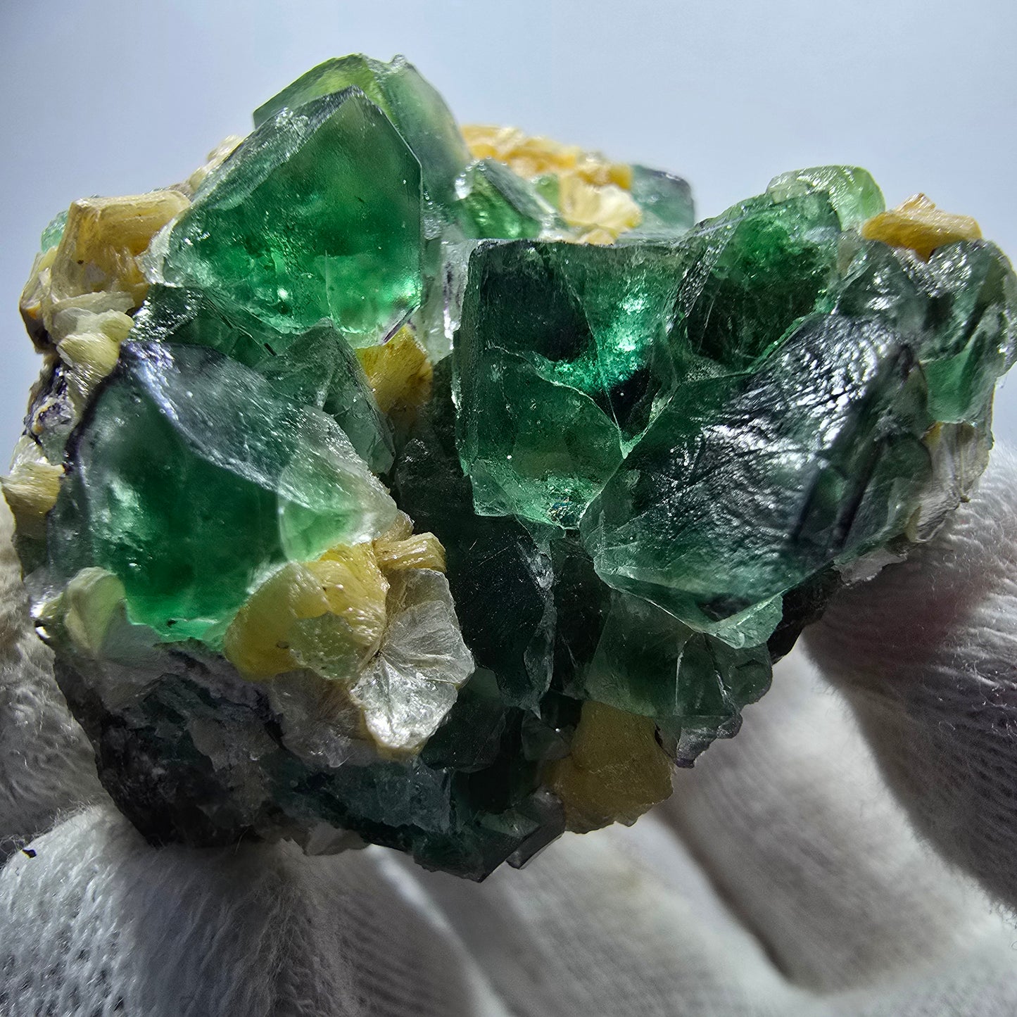 Fluorite fantôme Schörl, tourmaline, calcite, muscovite, stade Erongo, Namibie, 52 x 43 x 34 mm