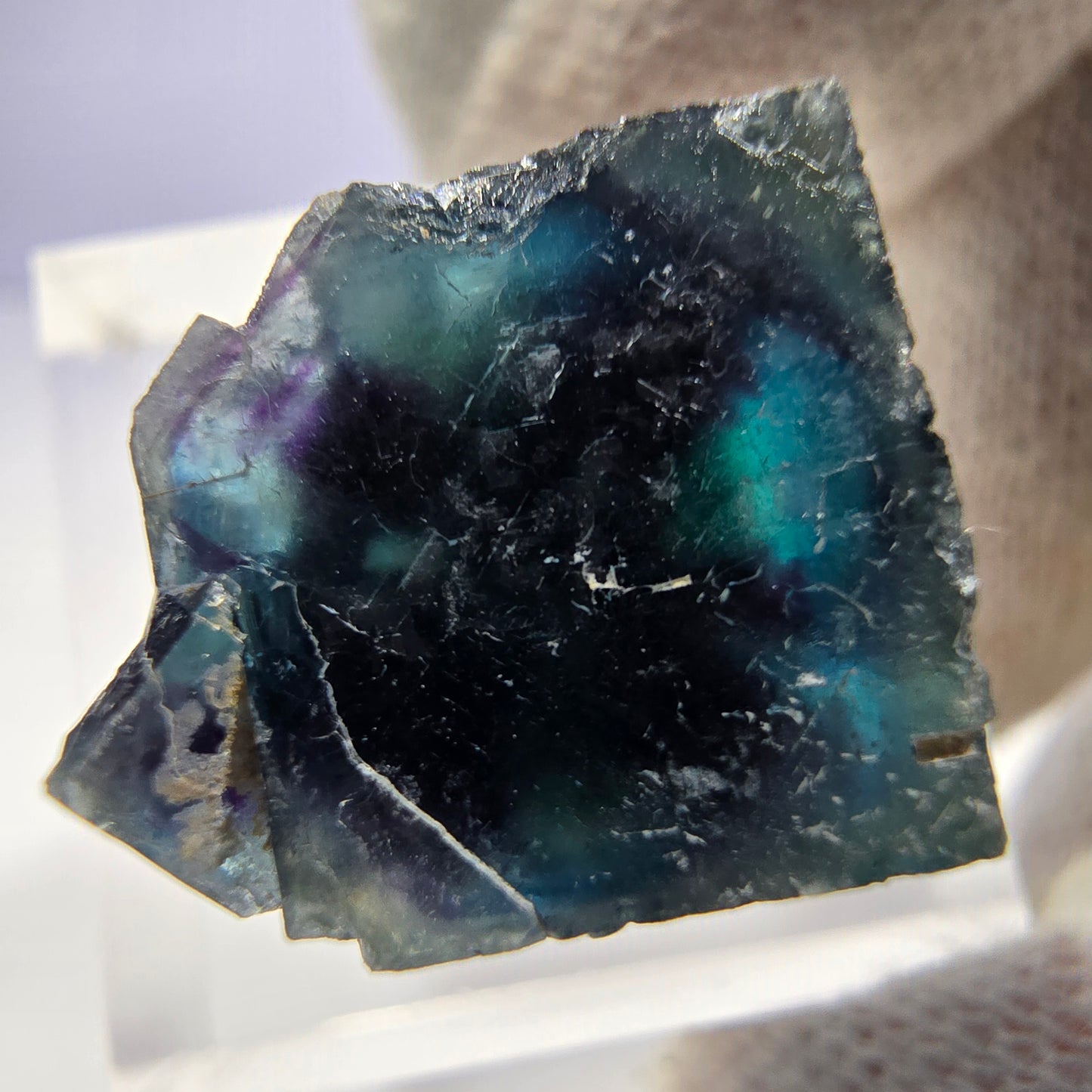Spécimen de cube de fluorite fantôme, zonal - Nouvelle découverte ! Okorusu, Namibie 22*16*16mm