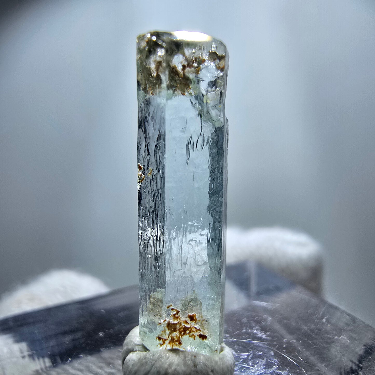 Cristal d'aigue-marine transparent X, bleu Erongo, Namibie 21*6*4mm