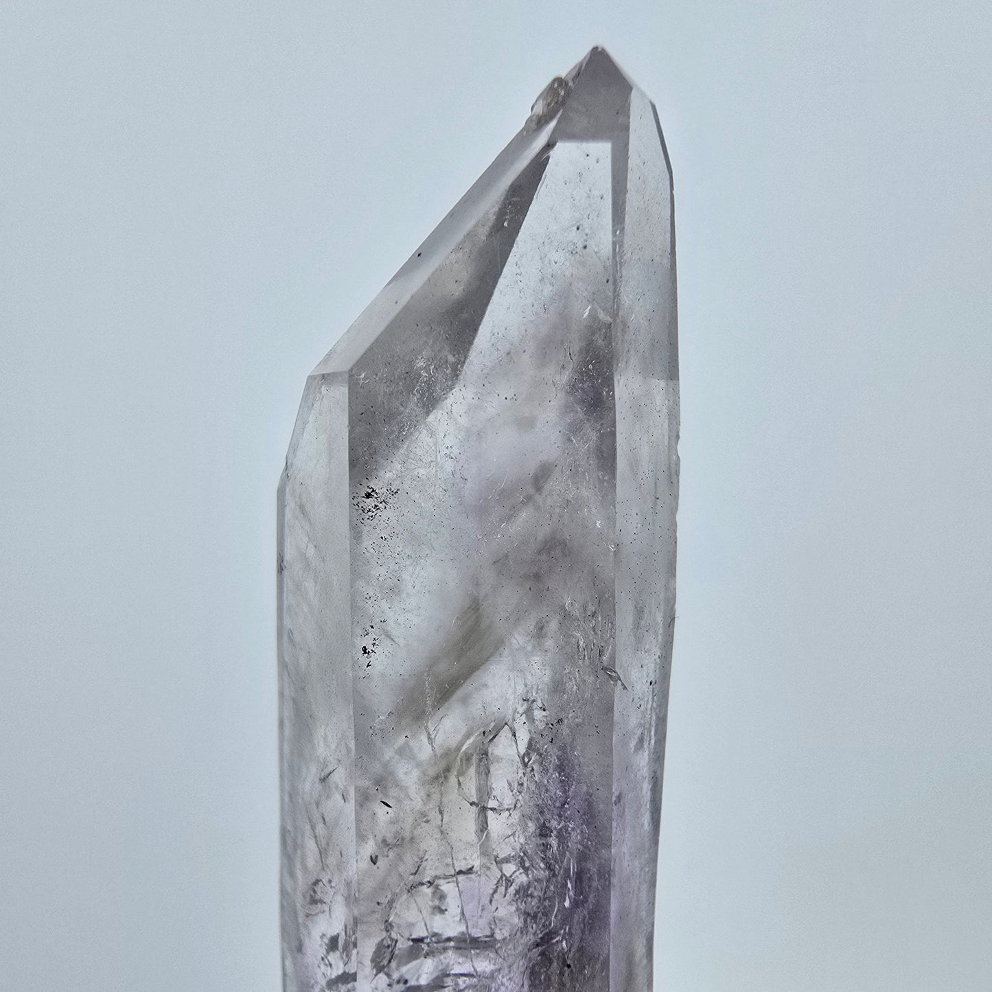 Enhydro Phantom Amethyst Zepter, 1x Blase Goboboseb Namibia 45*14*11mm, Sammlung