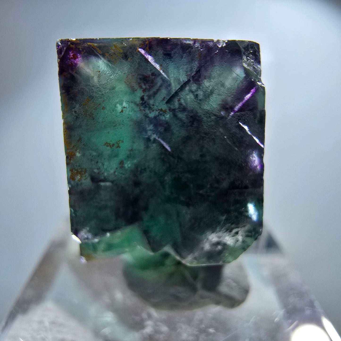 Rare spécimen de cube de fluorite fantôme zonal vert violet Okorusu, Namibie 24*16*16mm