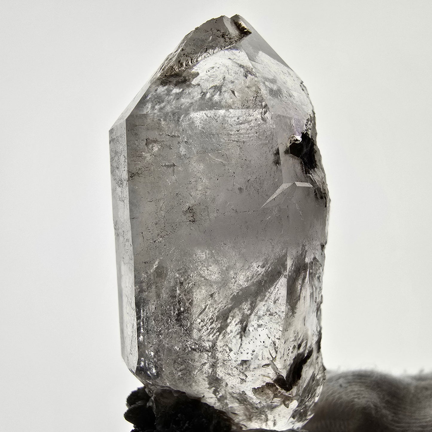 Skeleton Phantom Amethyst Scepter, UV Calcite Valentine Pocket, Namibia 60*30*23mm