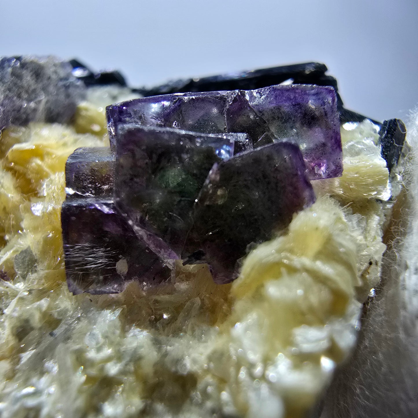 Colorful Phantom Fluorite Cubes Muscovite Schorl Tourmaline Erongo, Namibia 41*33*26mm
