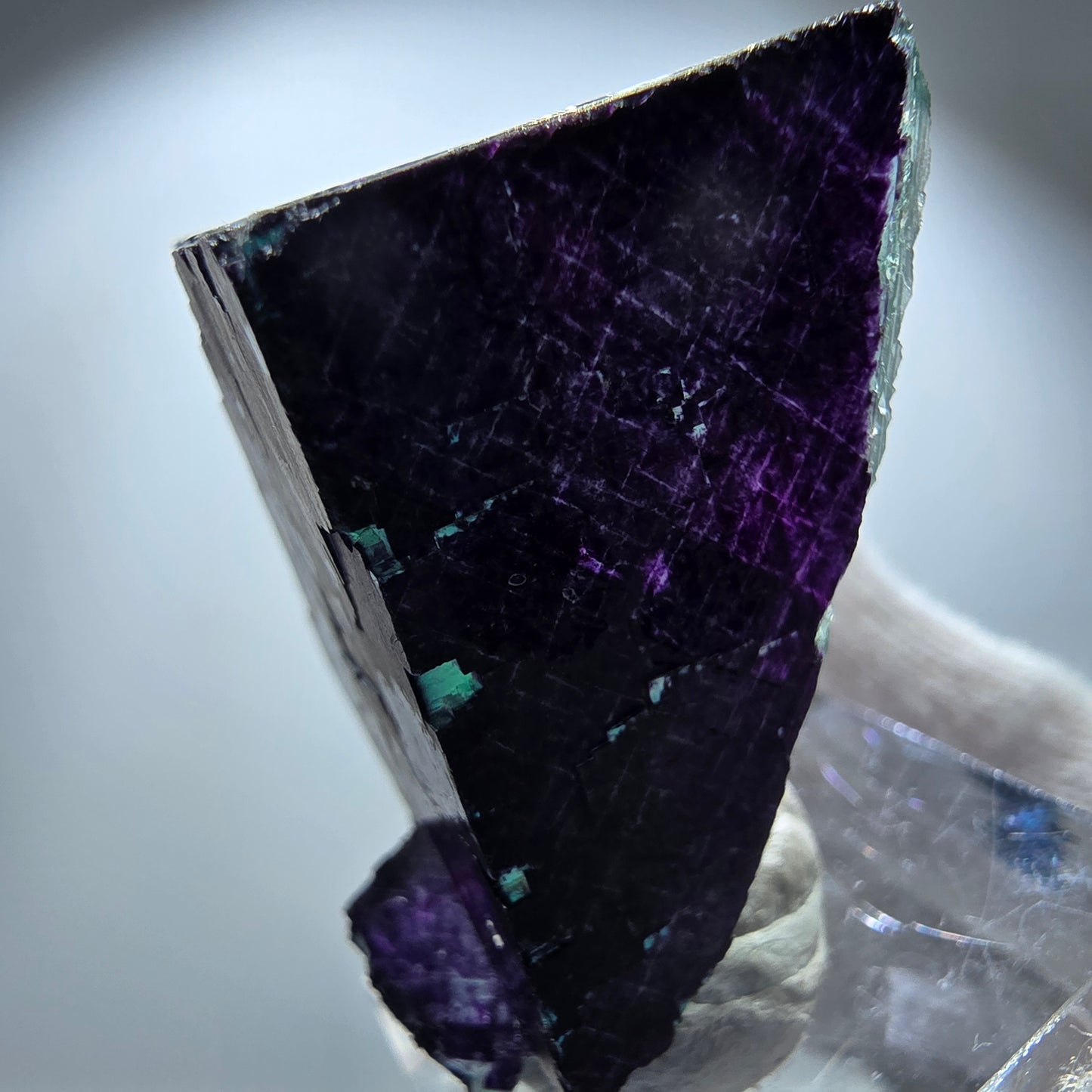 Phantom Fluorit Würfel Stufe 11:11 Angel Pocket, Okorusu Mine Namibia 42*25*21mm