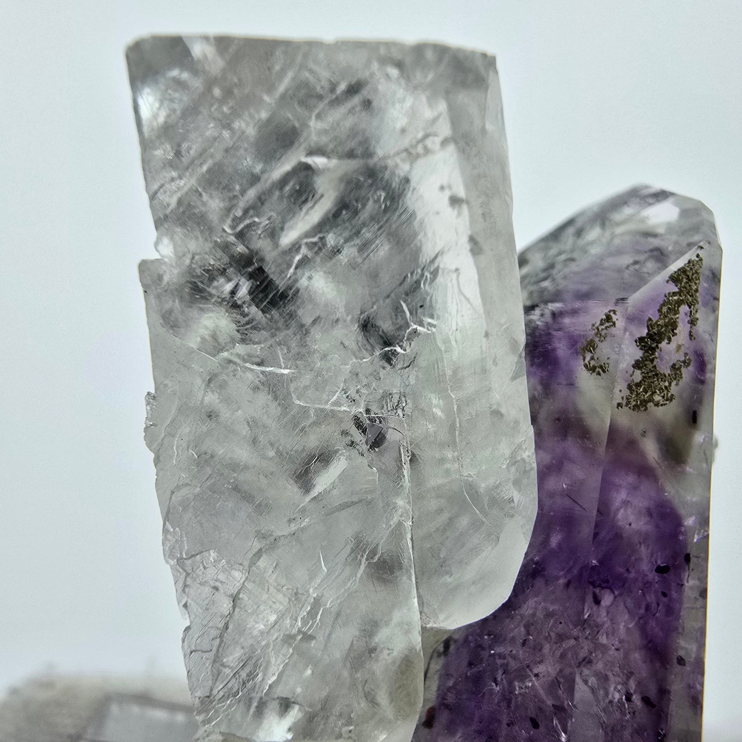 Enhydro Harlequin Améthyste Préhnite UV Calcite Streep Mine Gobo. Namibie 37*31*19mm