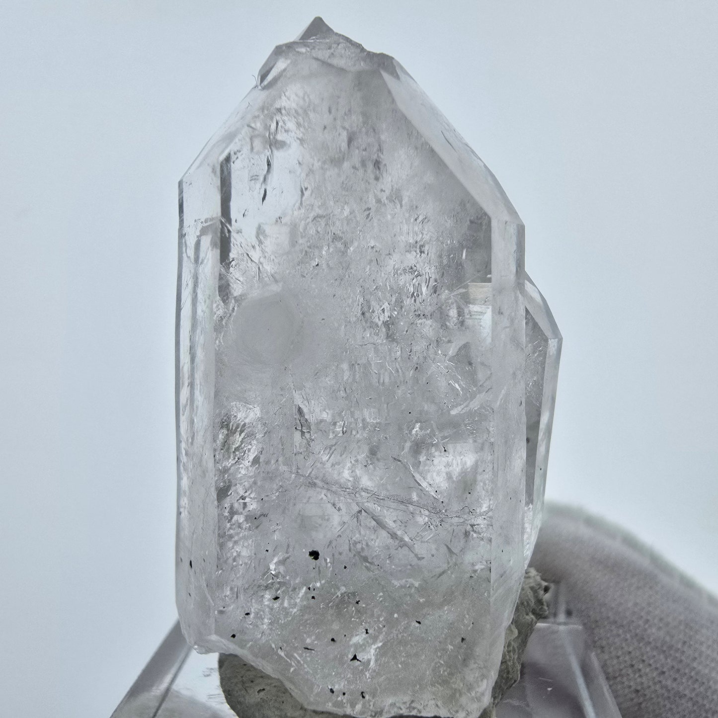 Enhydro Phantom Hämatit Quarz Stufe Streep Mine, Goboboseb, Namibia 40*19*16mm