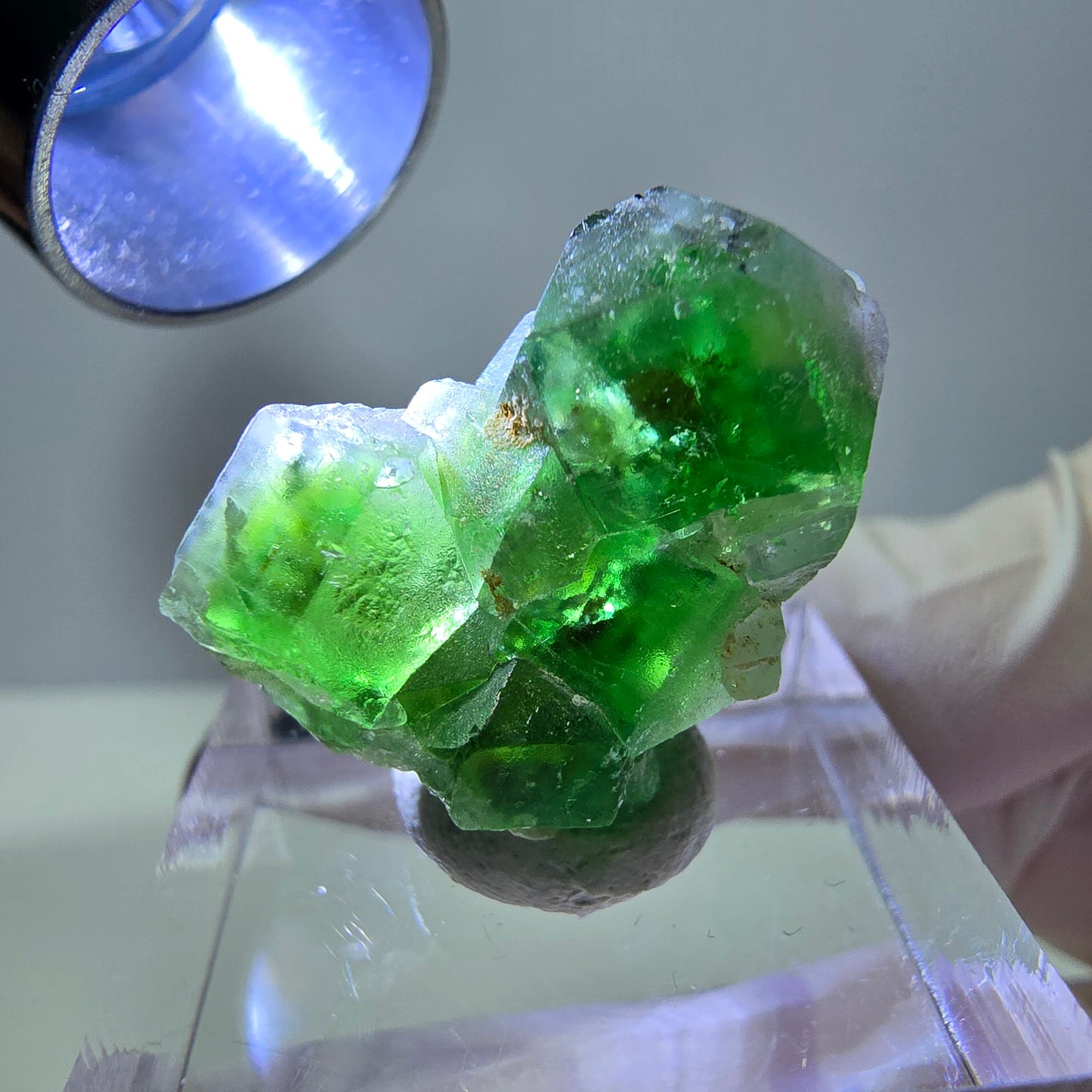 Spécimen de quartz fumé muscovite, cube de fluorite fantôme, Erongo, Namibie, 22 x 18 x 11 mm