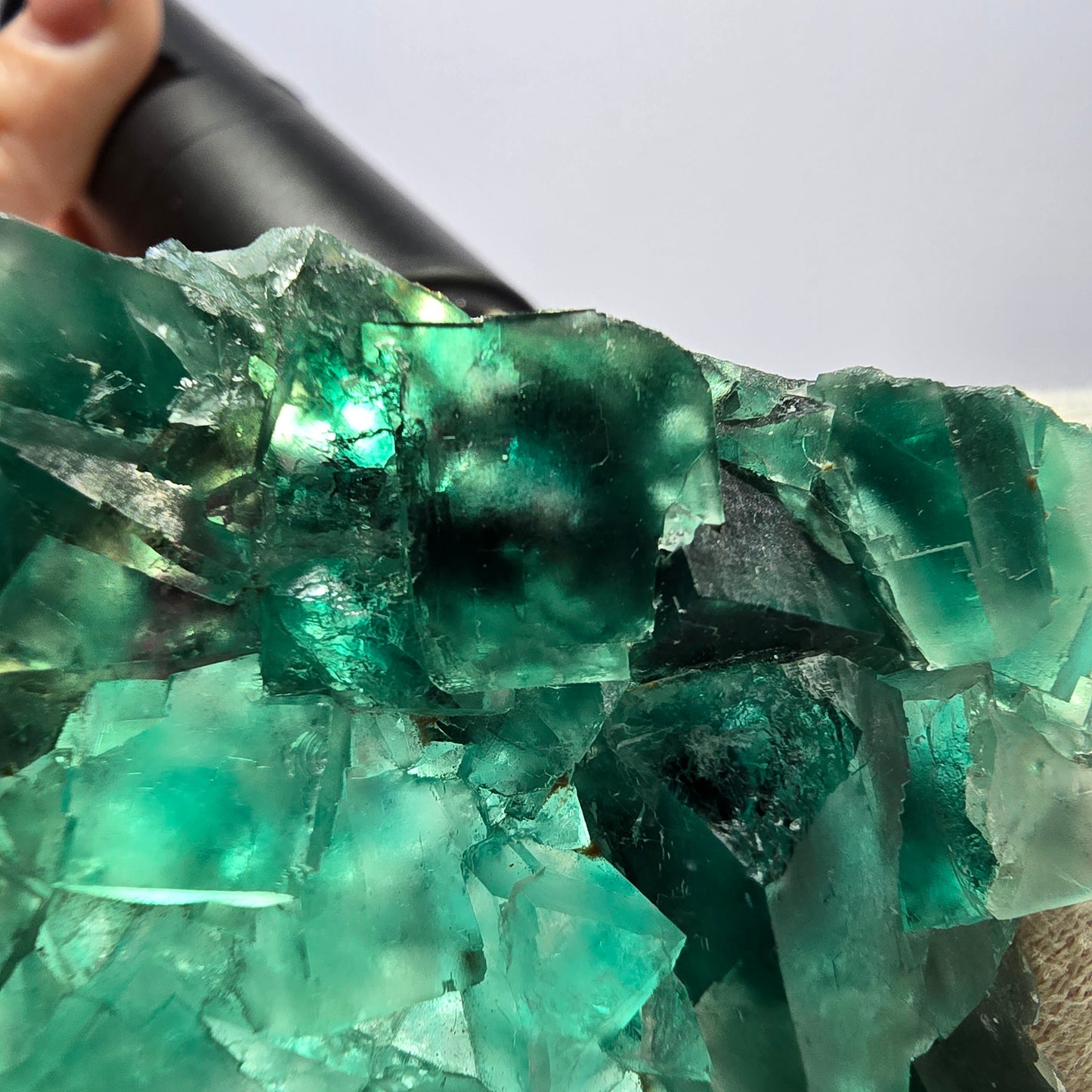 Cube de fluorite fantôme parqueté vert violet Okorusu Namibie 60*54*15mm