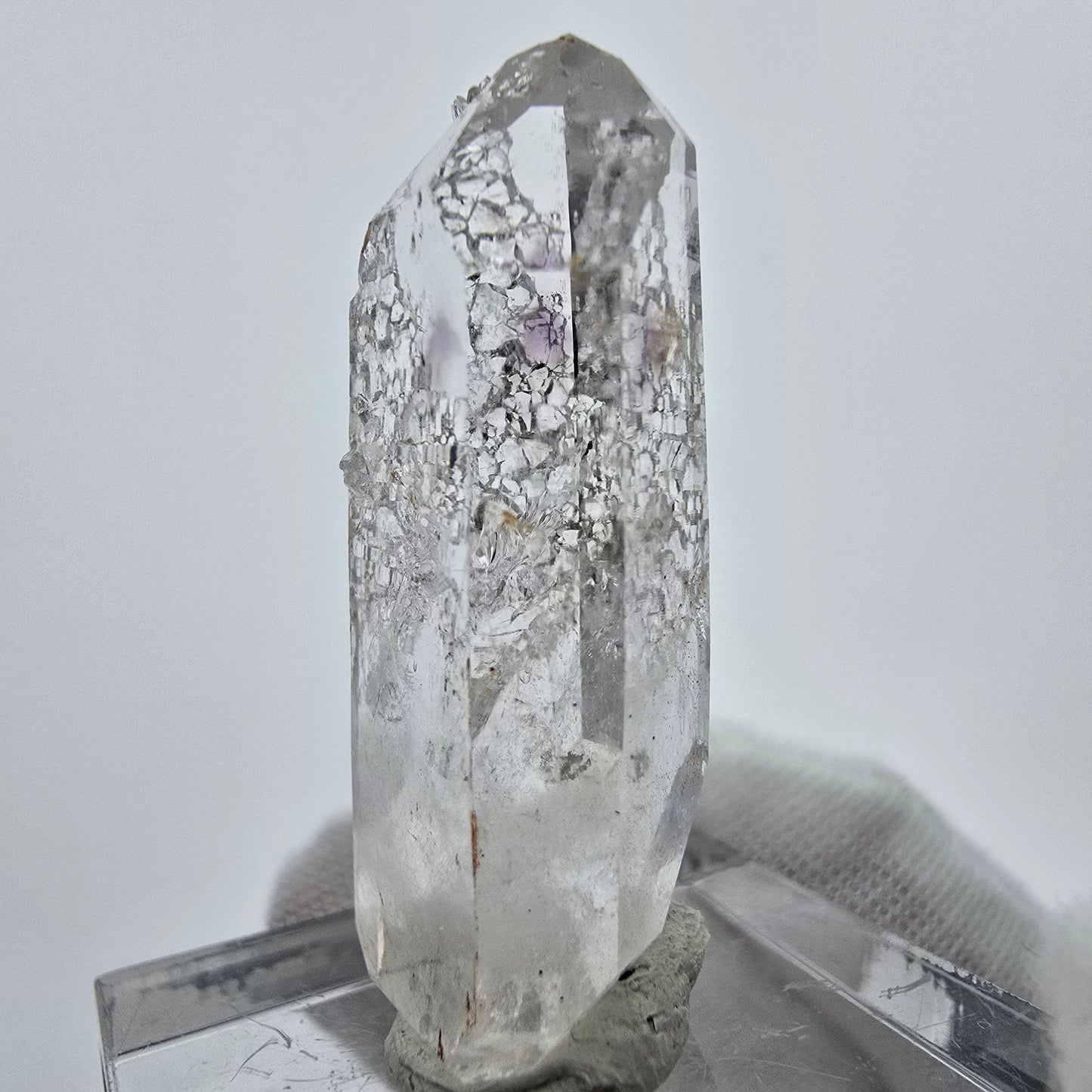 Phantom Amethyst mit Analcim Streep Mine, Goboboseb, Namibia 35*15*10mm Sammlung