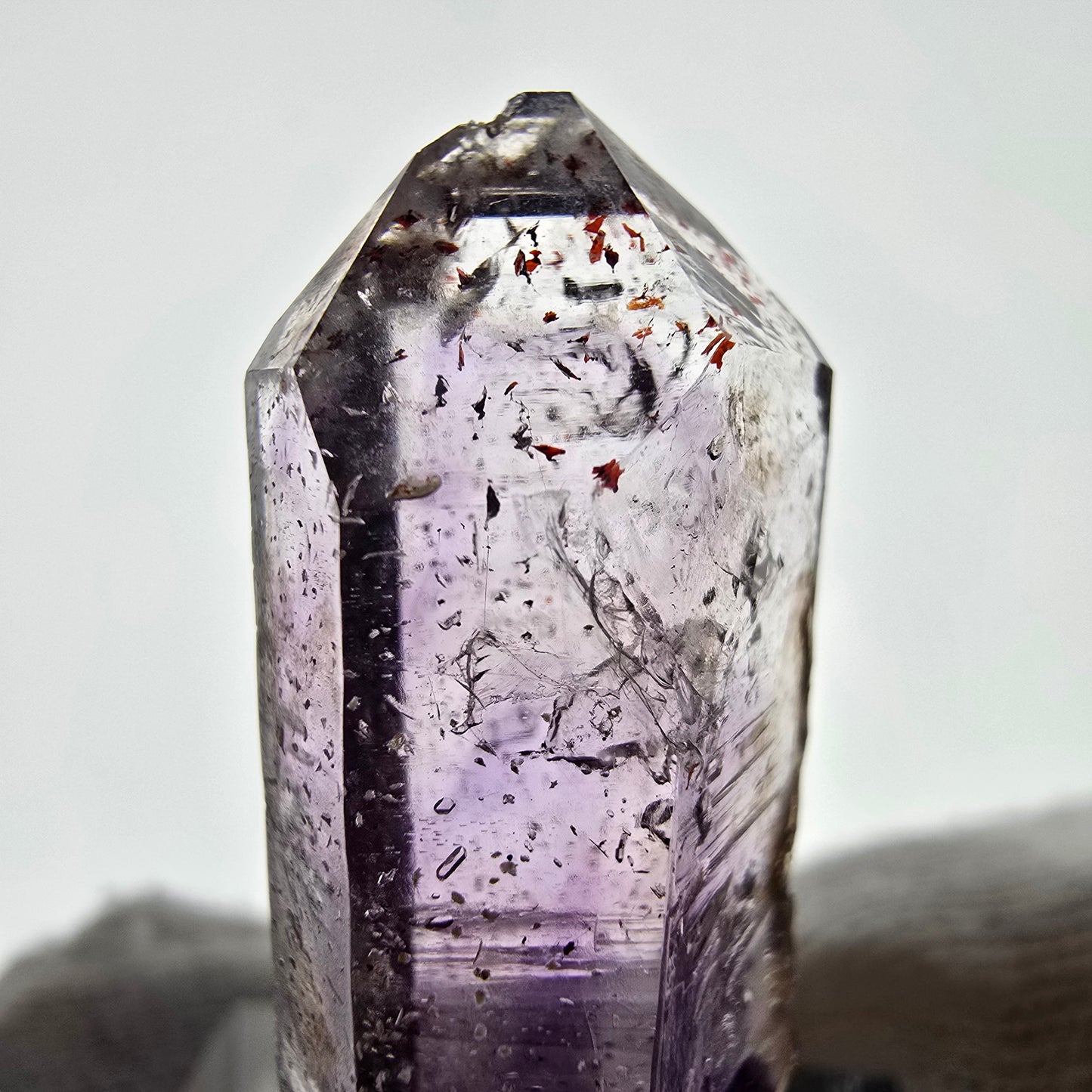 Harlequin Phantom Skeleton Améthyste, UV Calcite Valentine Pocket Namibie 35*15*13mm