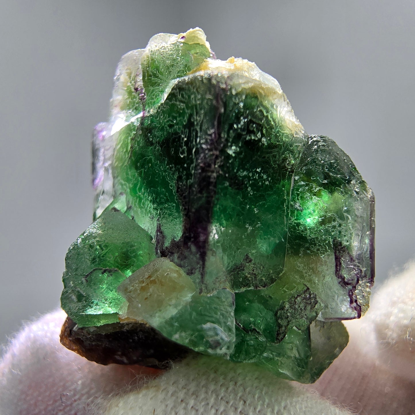 Phantom Fluorit Würfel, Muskovit Stufe Erongo, Namibia 27*20*20mm Sammlung