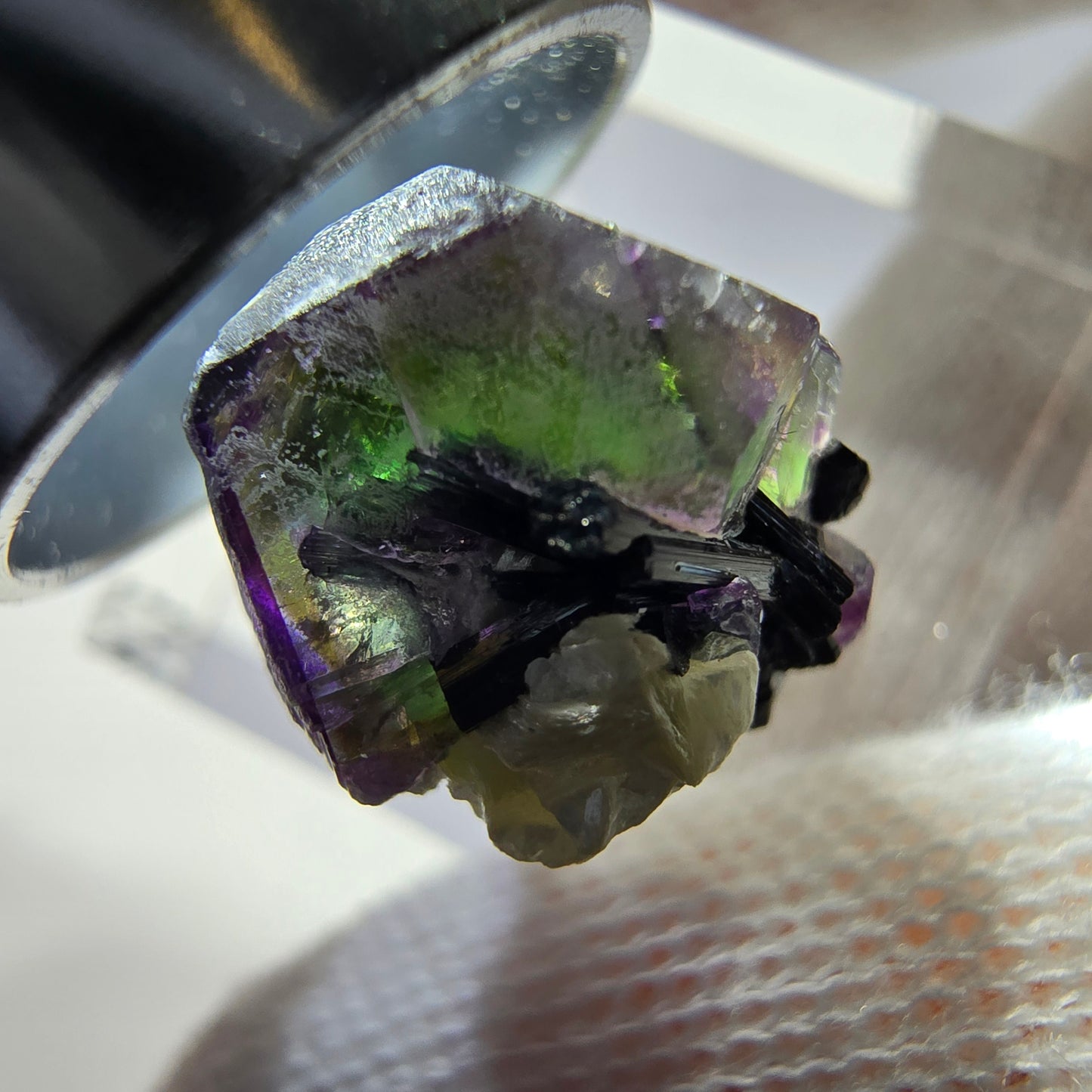 Phantom Fluorit Würfel hexagonal, Muskovit, Schörl Turmalin Erongo, Namibia 21*14*11mm
