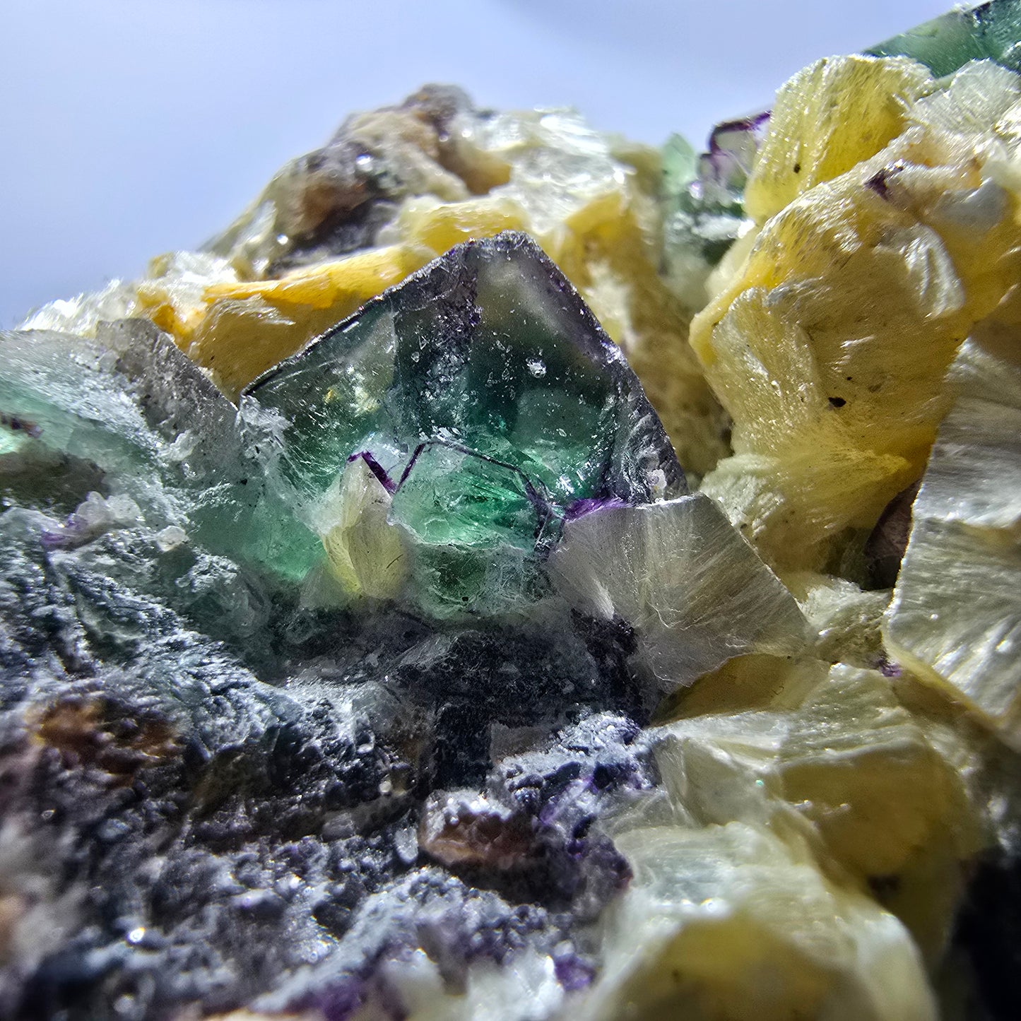 Phantom Fluorit zonal Hyalit Rauchquarz Muskovit Stufe Erongo Namibia 71*65*46mm