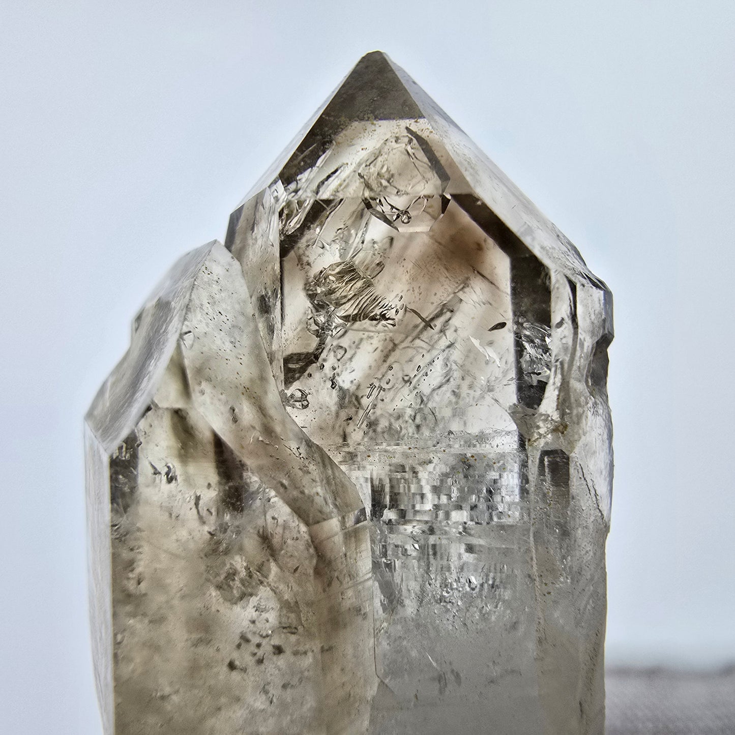 Enhydro Phantom Rauchquarz Doppelender 2x Blase Goboboseb, Namibia 42*24*16mm