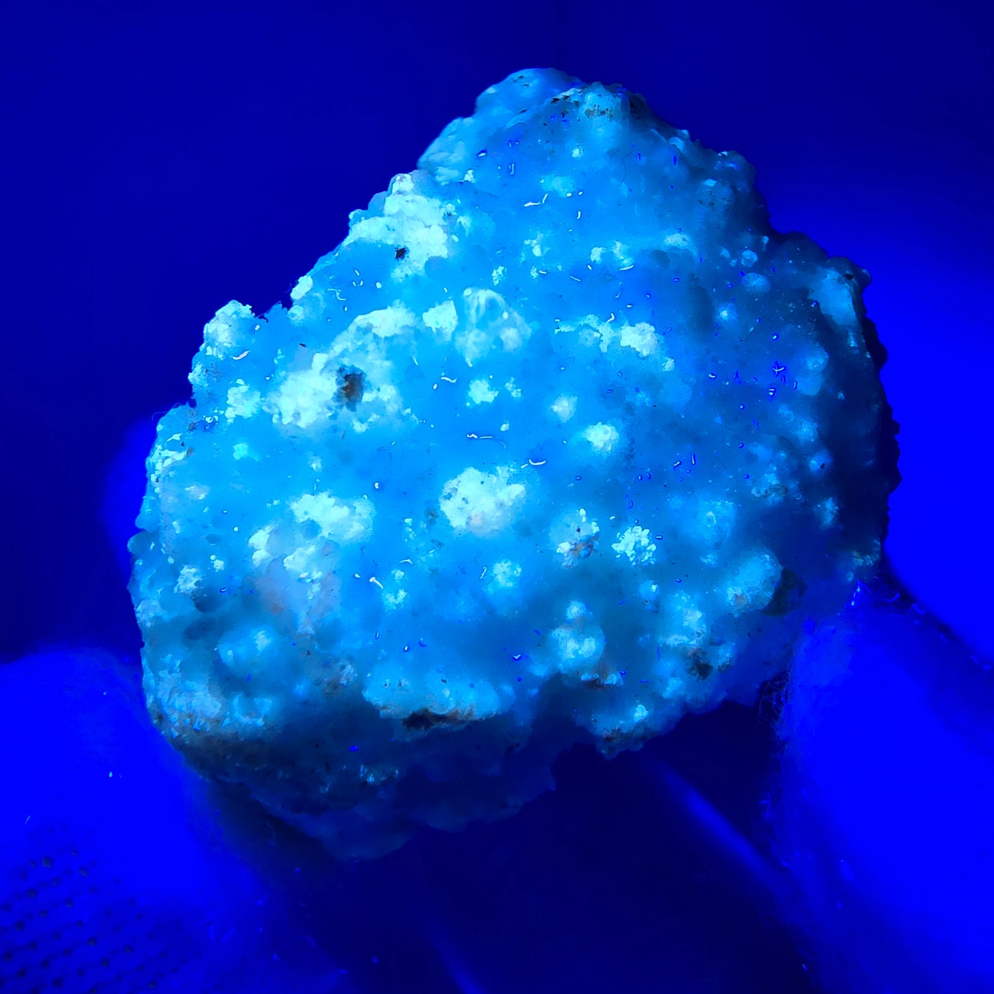 Spécimen rare d'opale hyalite blanche Erongo, Namibie 34*28*23mm collection de minéraux