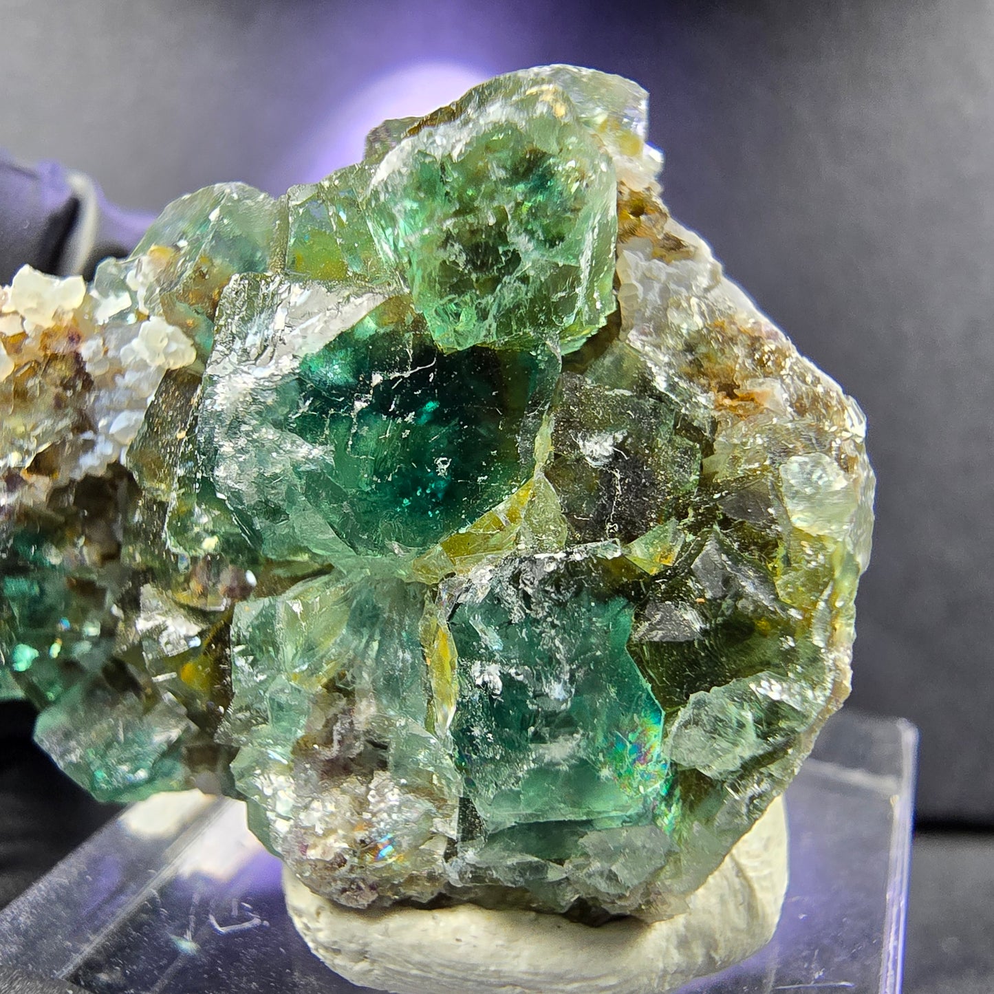 Seltene klare Fluorit XX Würfel Stufe mit Einschlüssen 37*28*20mm aus Okorusu, Namibia