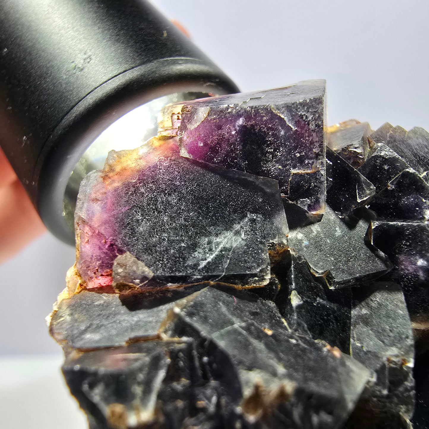 Rare spécimen de cube de fluorite fantôme, bleu-violet Okorusu, Namibie 53 x 48 x 23 mm