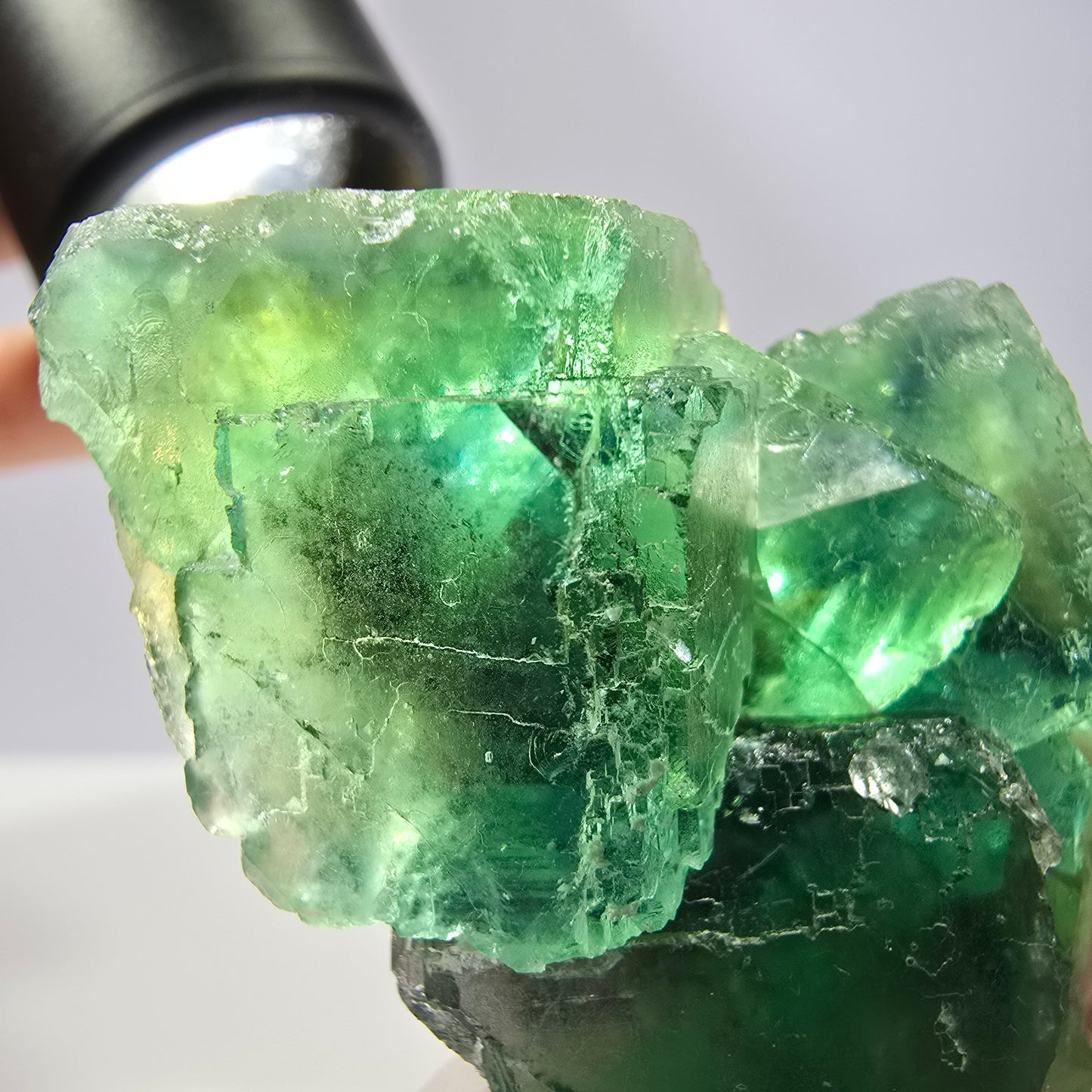 Klare Phantom Fluorit Würfel Stufe, parkettiert grün Okorusu, Namibia 55*45*23mm