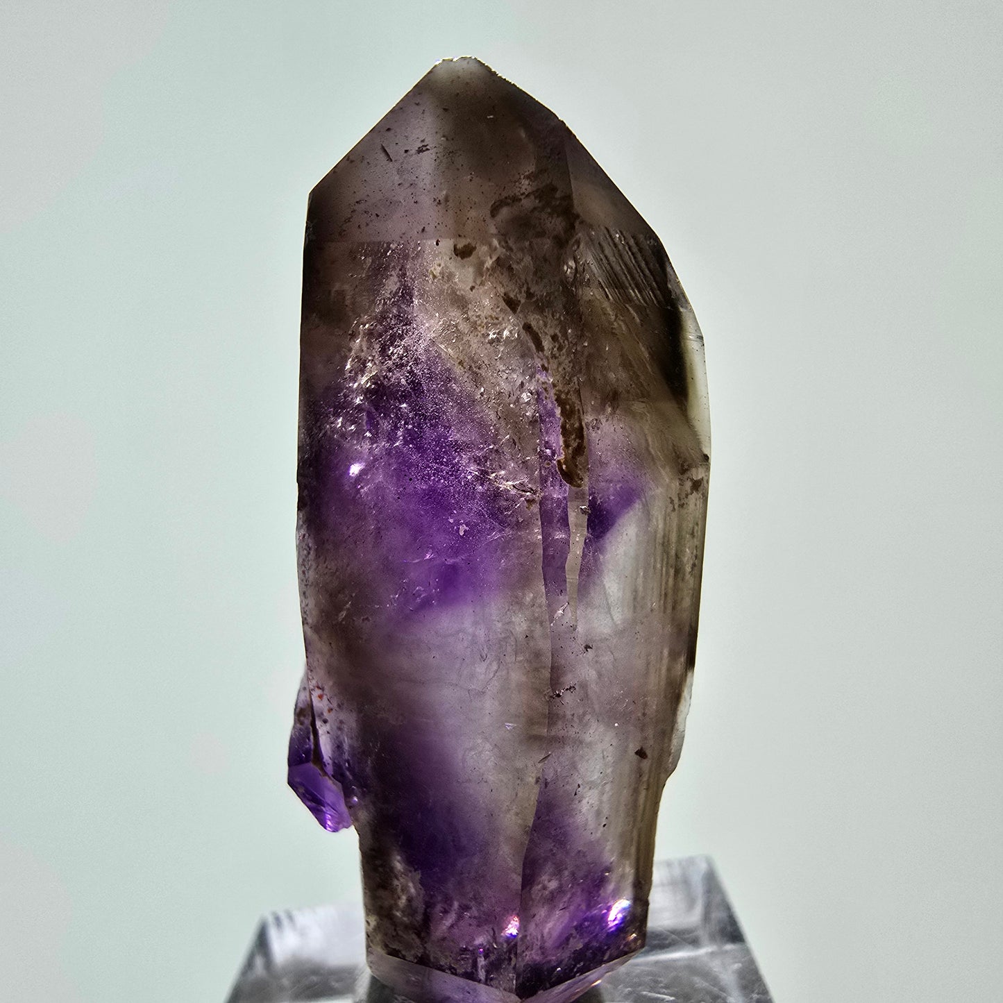 Améthyste fantôme rare DT Scepter Point Brandberg, Namibie 48 x 21 x 15 mm