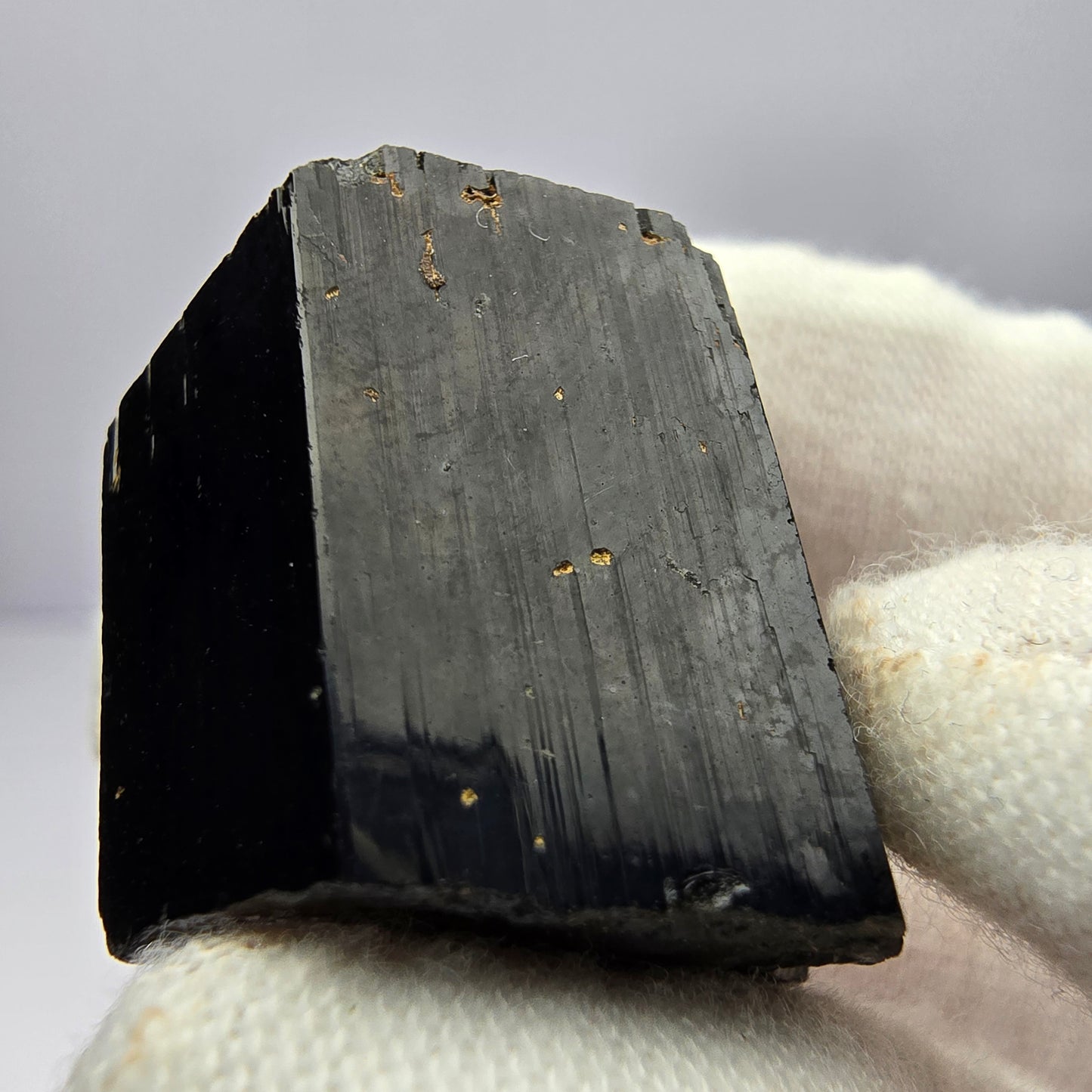 Symmetrischer Schörl Turmalin schwarz glänzend Erongo, Namibia 24*24*18mm