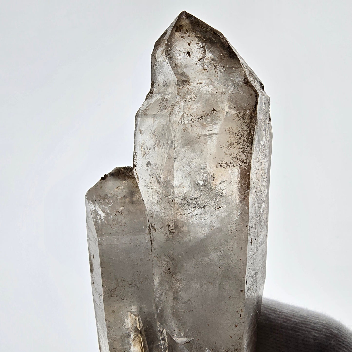 Quartz fumé squelette fantôme Enhydro, DT, calcite UV, Valentine Pocket Gob. Namibie, 107 x 41 x 27 mm
