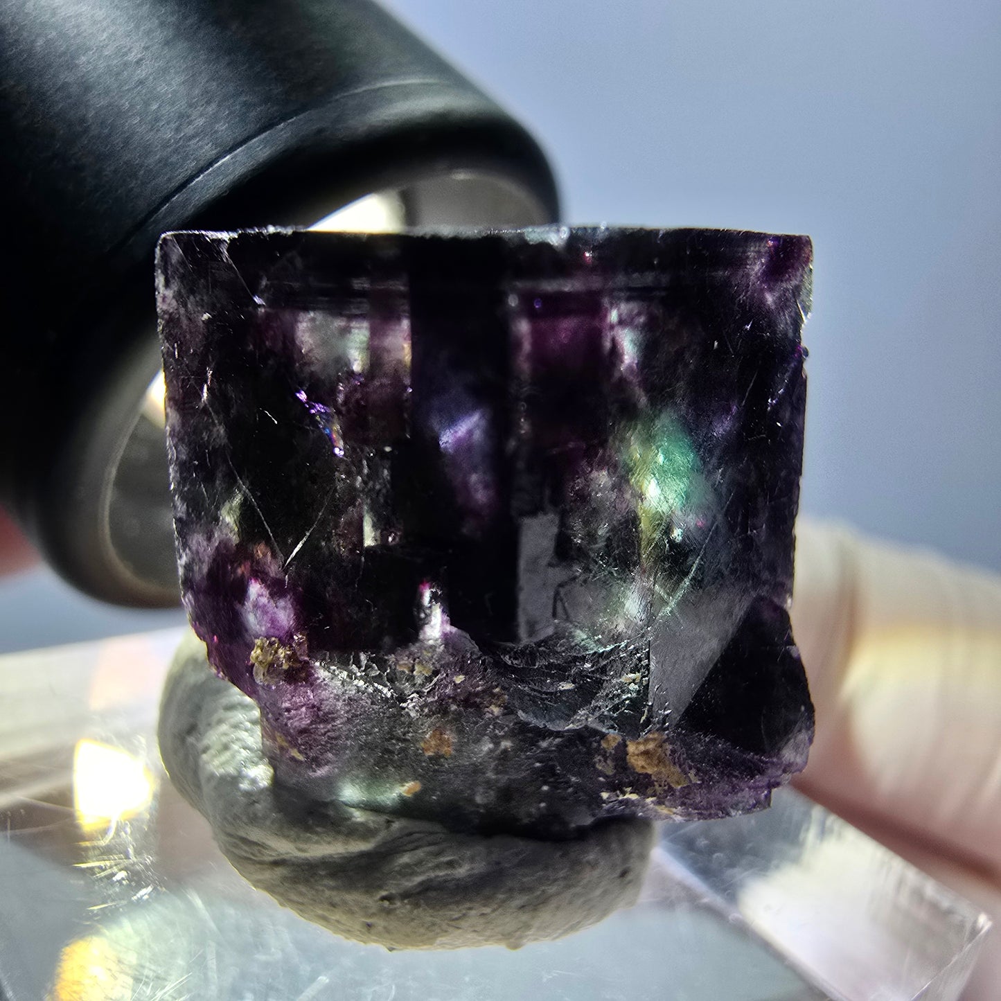 Spécimen de cube de fluorite fantôme, parqueté vert violet Okorusu, Namibie 20 x 20 x 16 mm