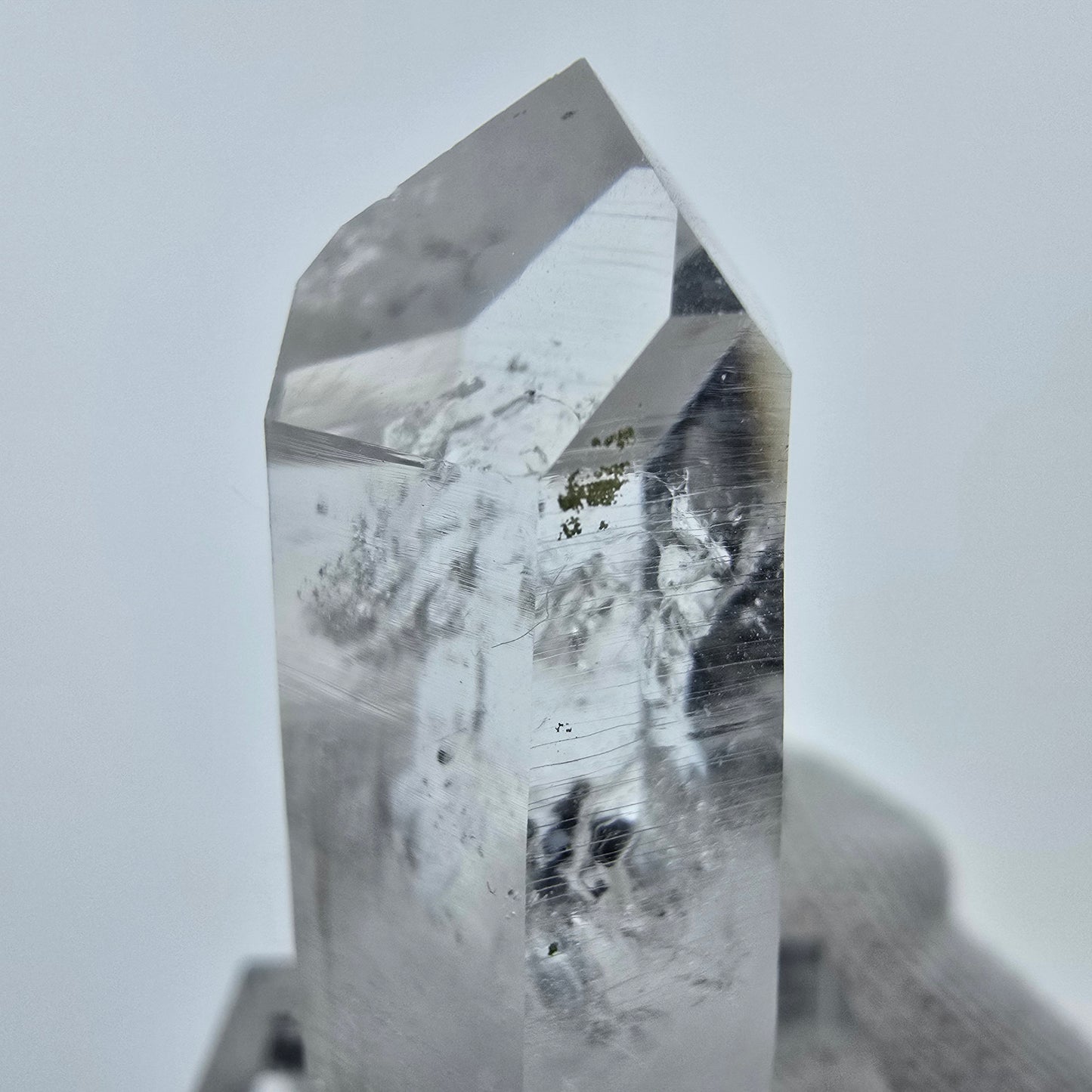 Enhydro Lemurian Phantom Quarz Spitze Streep Mine, Goboboseb, Namibia 40*16*16mm