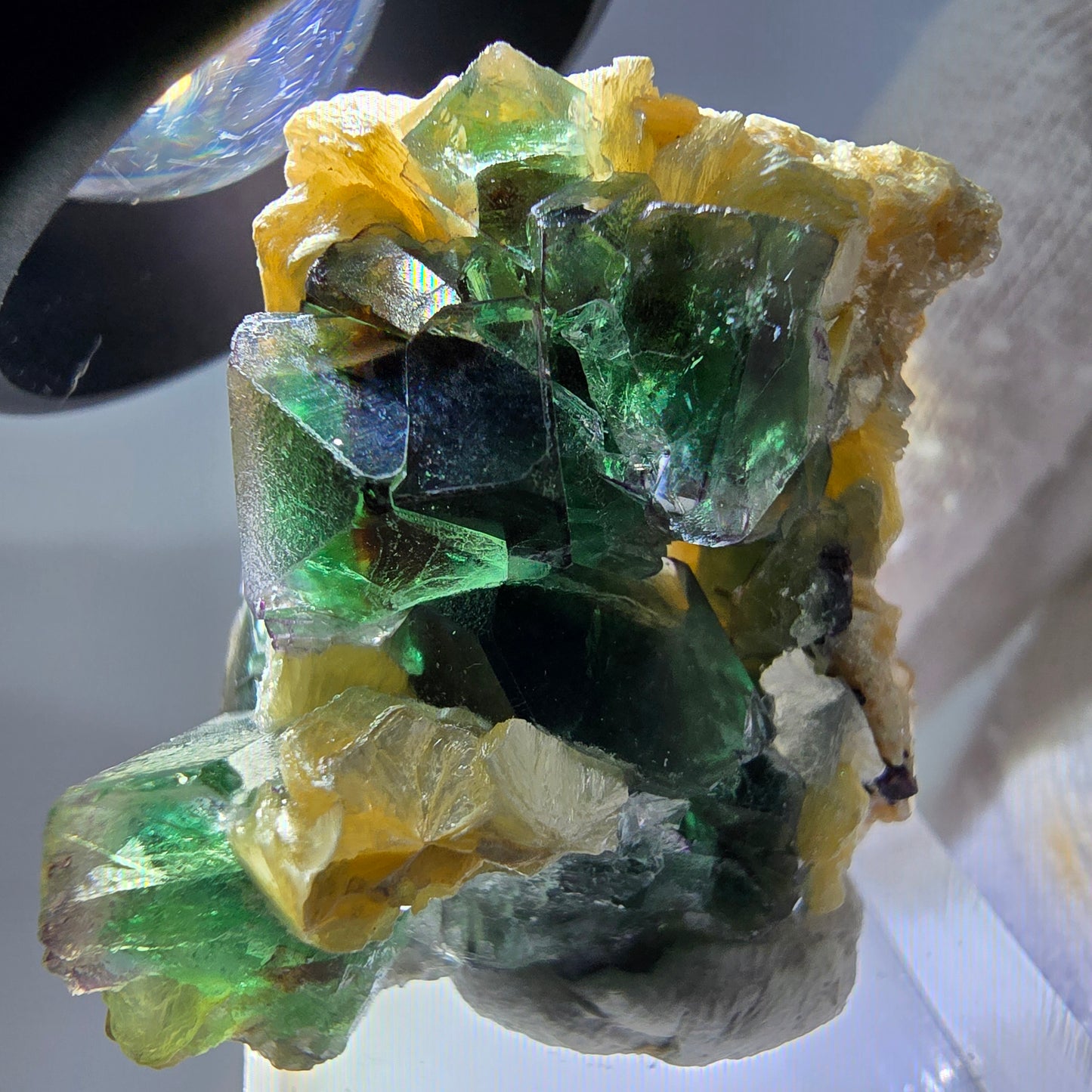 Cube de fluorite fantôme zonal, muscovite, spécimen d'hyalite, Erongo, Namibie, 27 x 30 x 22 mm