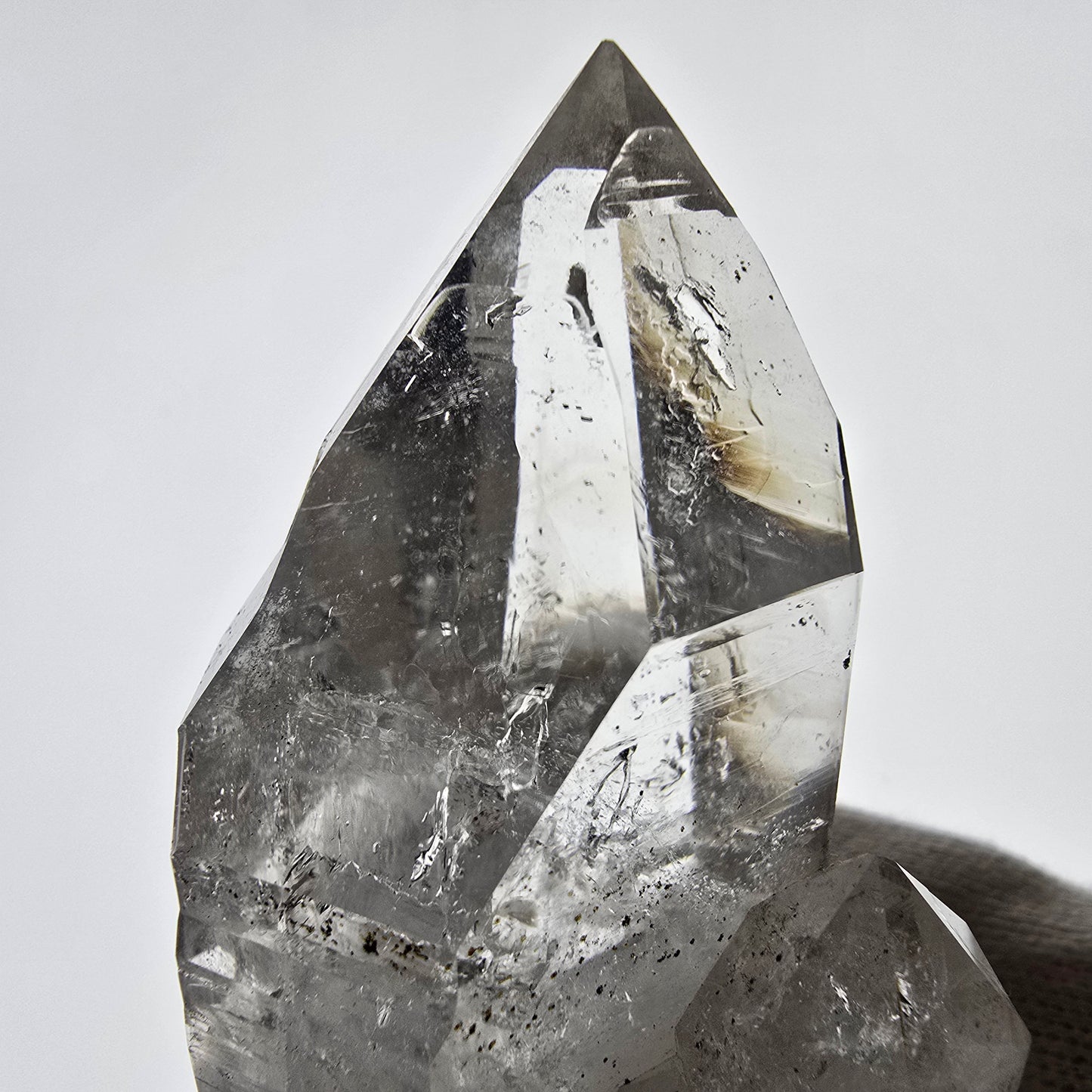 Gobo de poche Skeleton Phantom Smoky Quartz DT Zepter Valentine. Namibie 71 x 33 x 35 mm