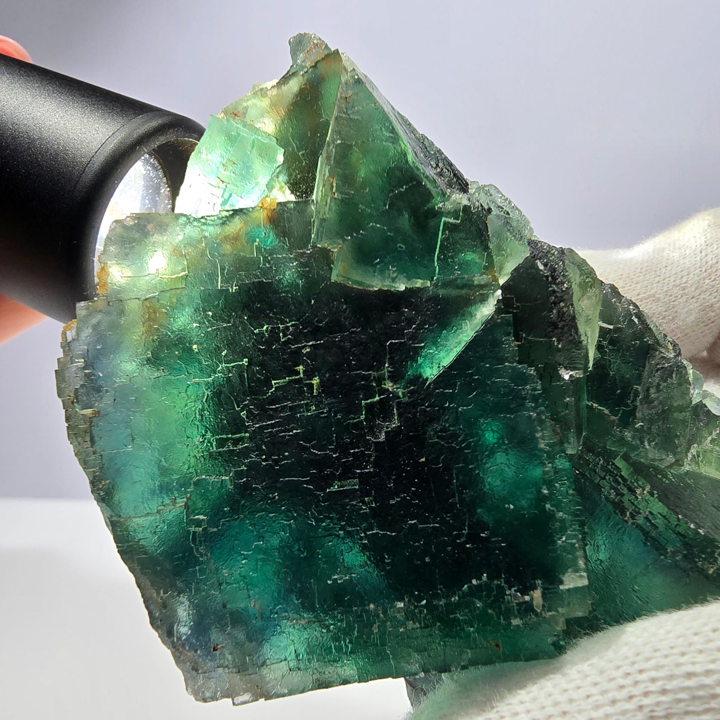 Grand spécimen de cube de fluorite fantôme, parqueté vert Okorusu, Namibie, 87 x 56 x 44 mm