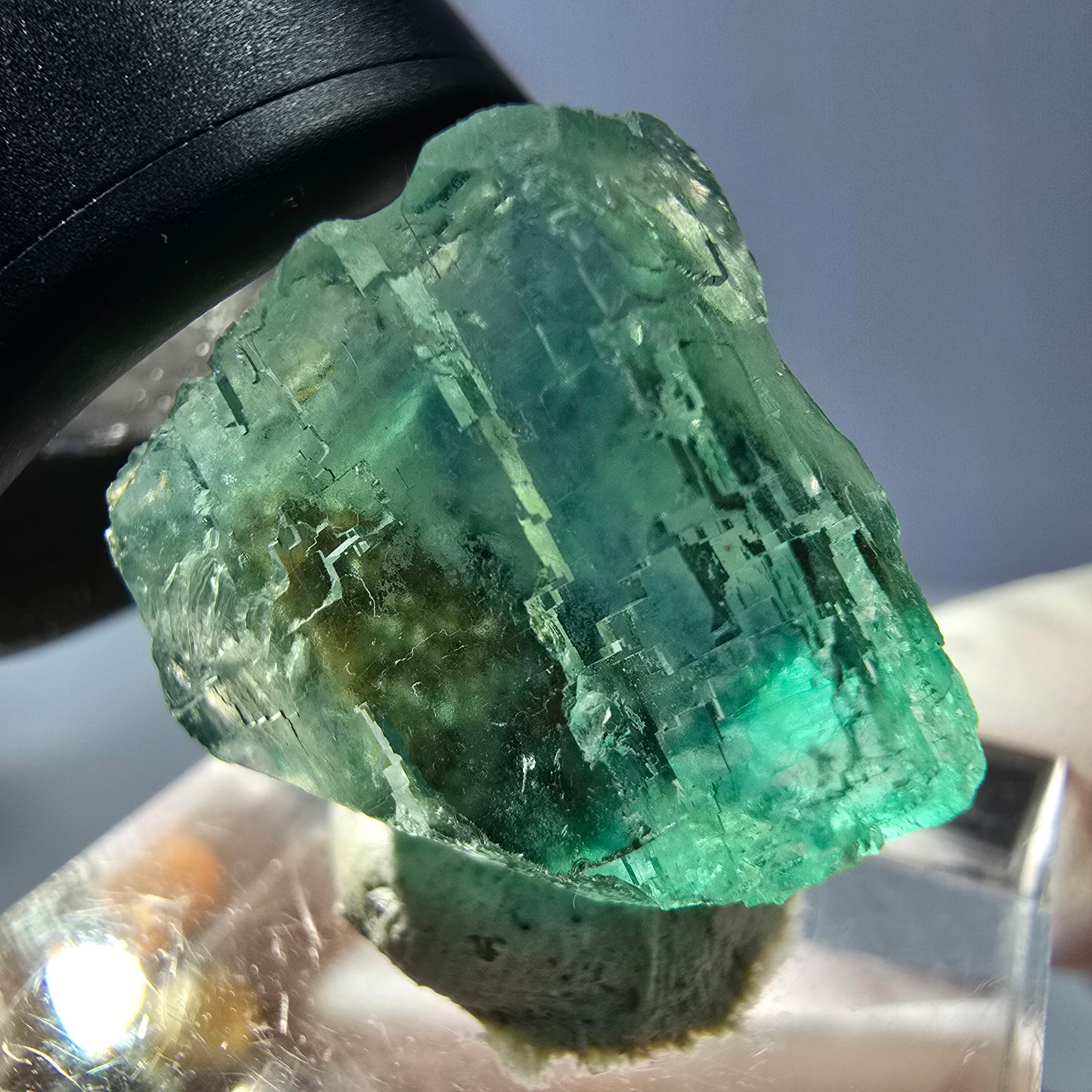 Cube de fluorite fantôme transparente parquetée, vert Okorusu, Namibie 18 x 18 x 14 mm