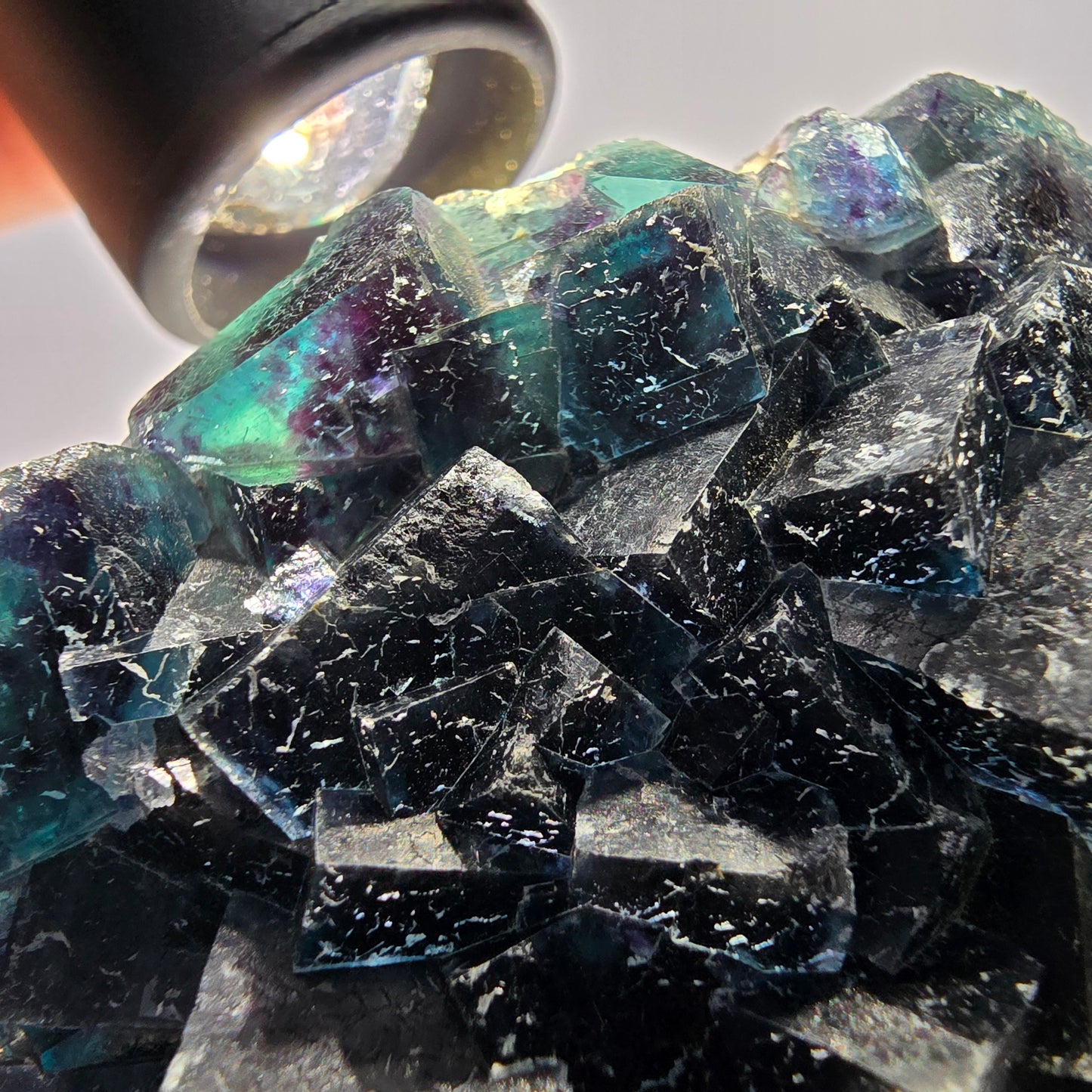 Grand spécimen de cube de fluorite fantôme, zonal – Nouvelle découverte ! Okorusu, Namibie, 105 x 79 x 31 mm