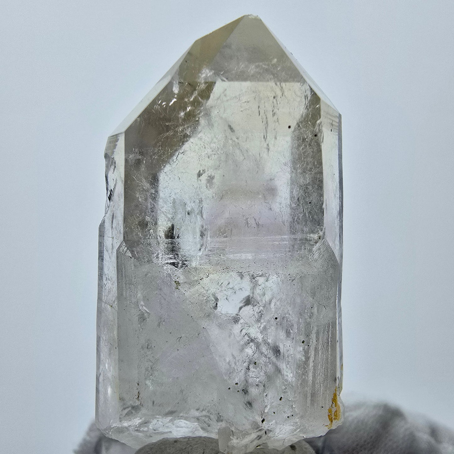 Enhydro Phantom Amethyst, 2x Blase Streep Mine Goboboseb Namibia 47*22*14mm