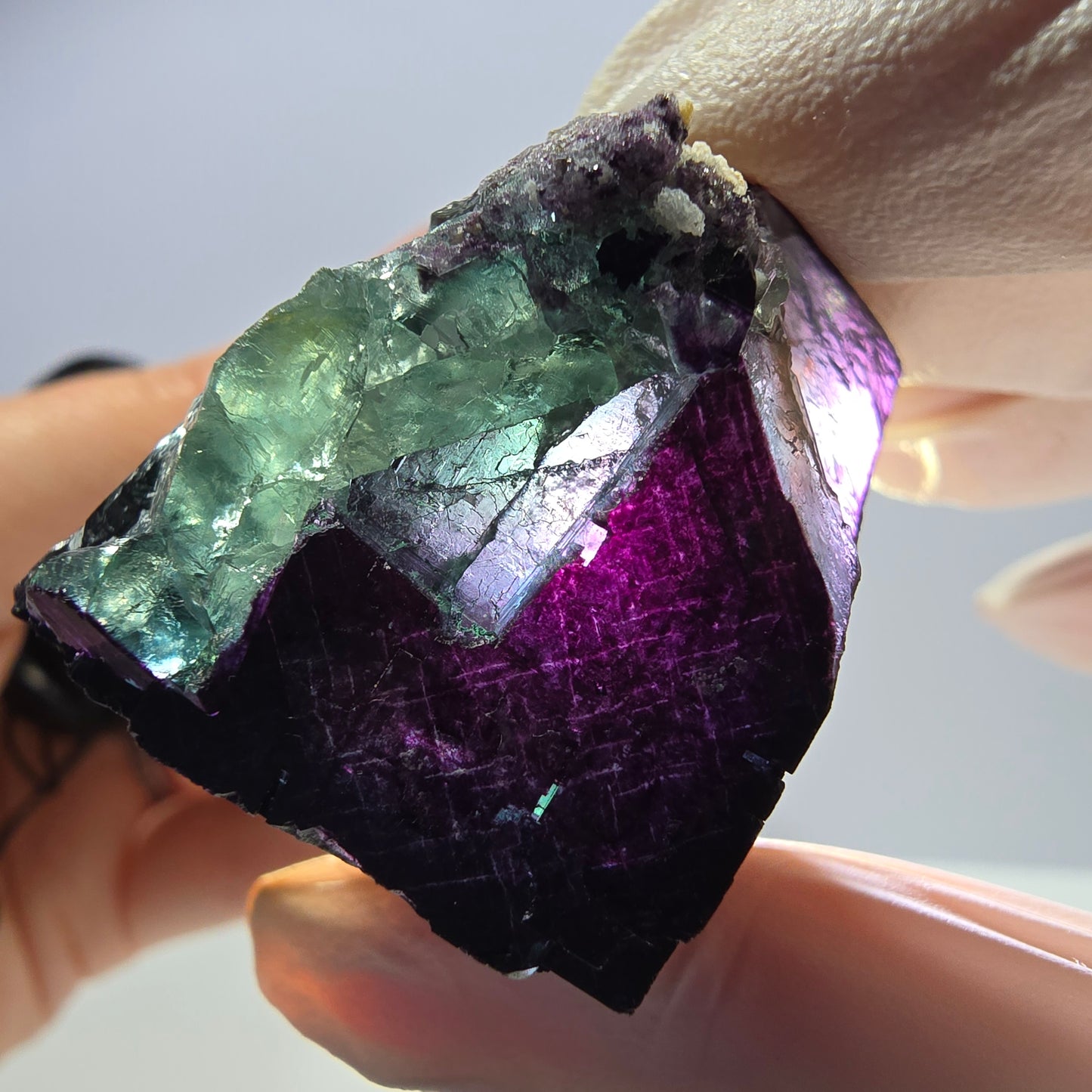 Spécimen de cube de fluorite fantôme vert violet zonal 11:11 Angel Pocket, Namibie 33*32*31mm