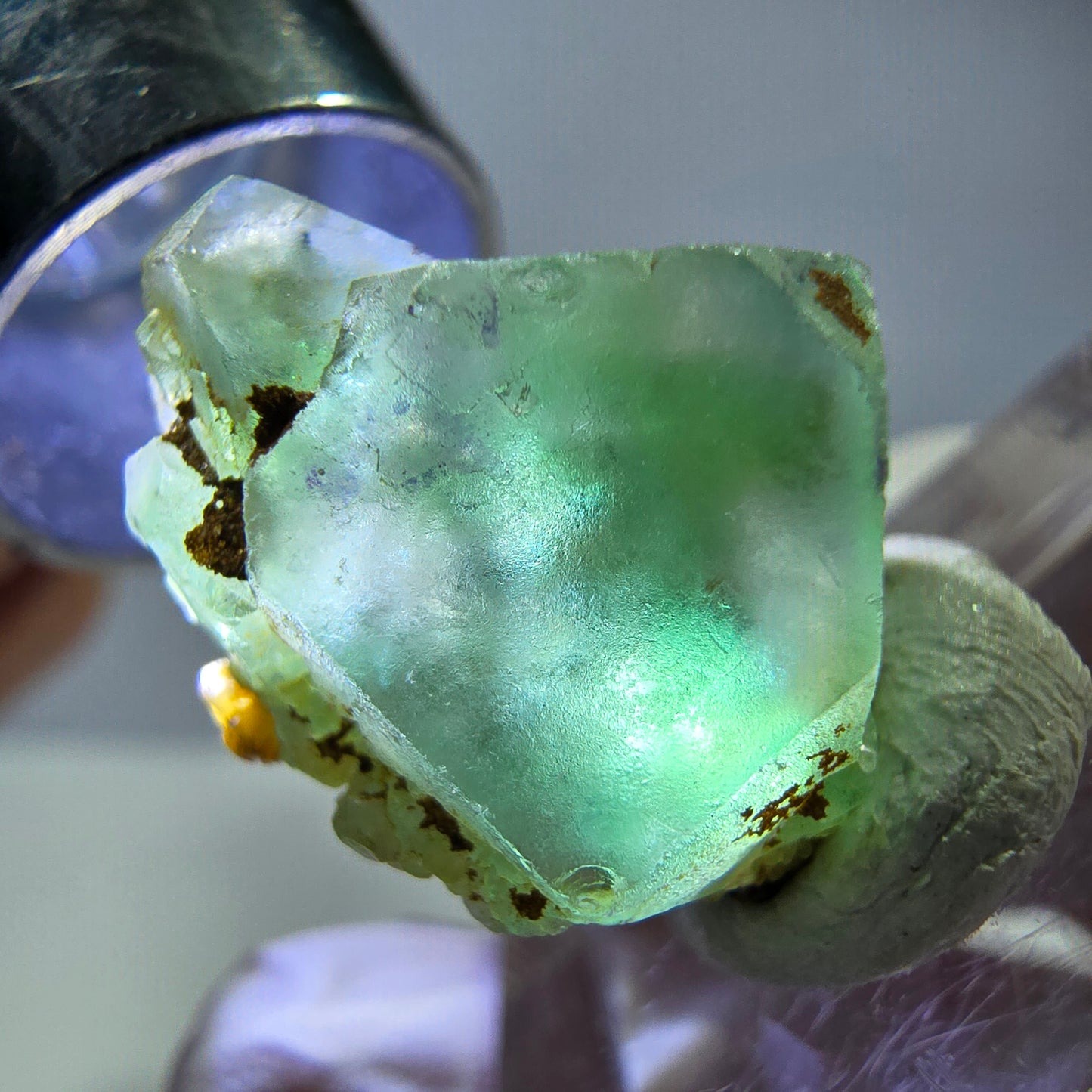 Cube de fluorite fantôme, spécimen de muscovite, Erongo, Namibie, 20 x 16 x 14 mm