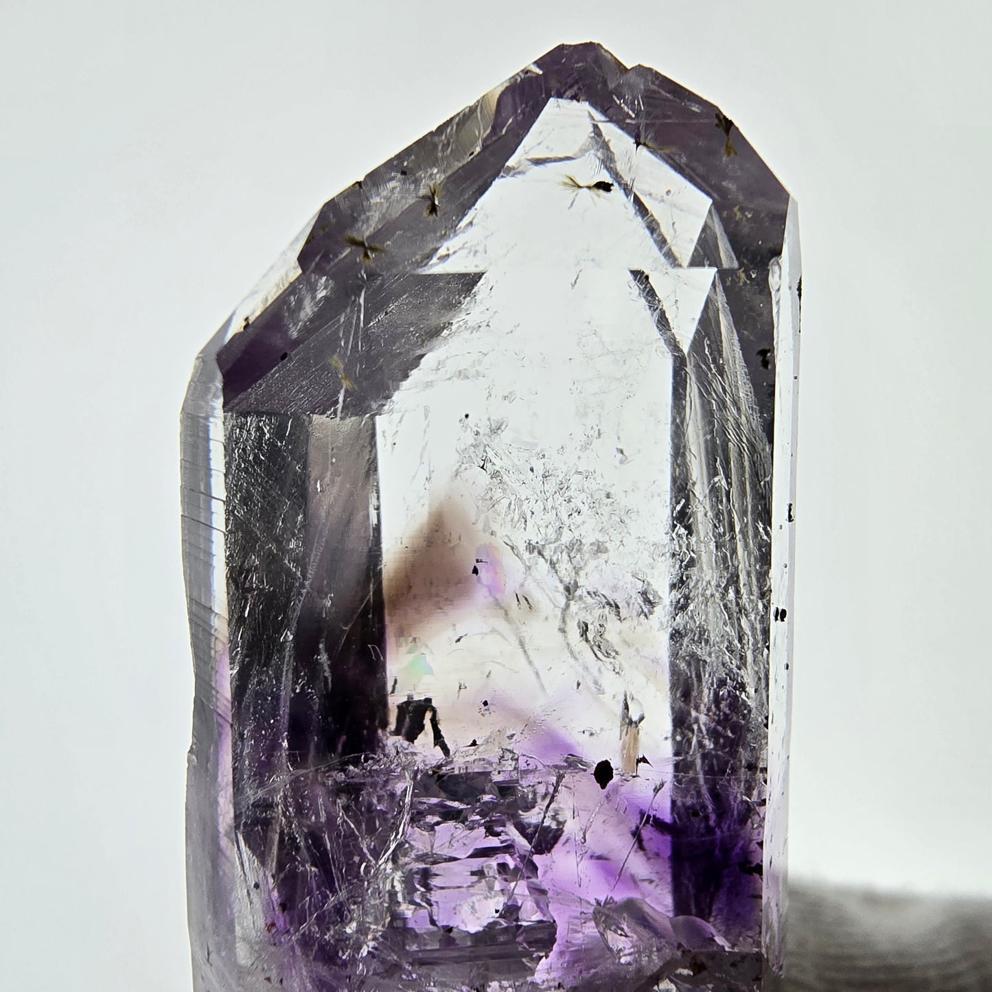 Améthyste fantôme Enhydro Harlequin avec épidote, mine Streep, Namibie, 55 x 26 x 14 mm