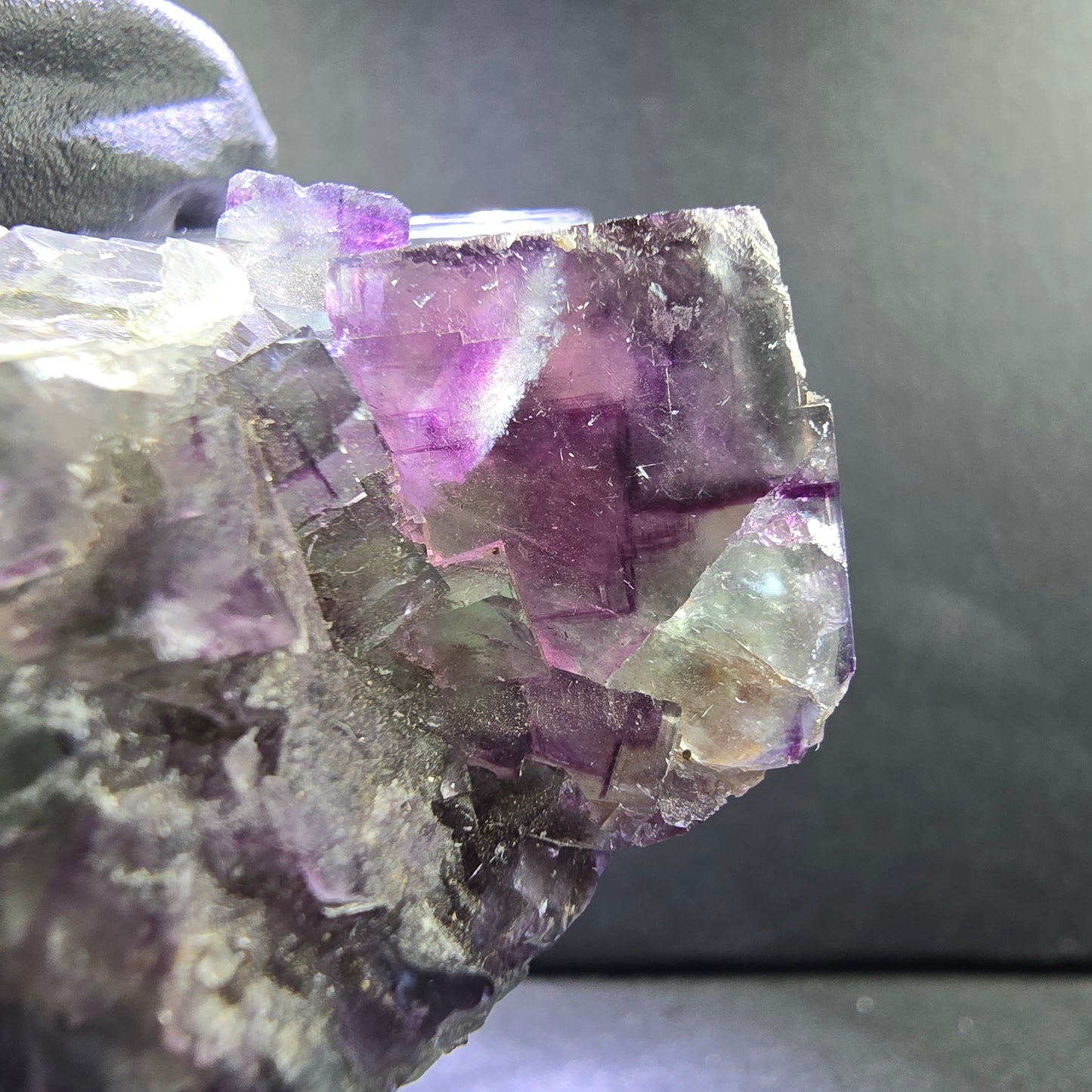 Seltene Zonare Phantom Fluorit XX Stufe lila grün 36*35*25mm Okorusu, Namibia