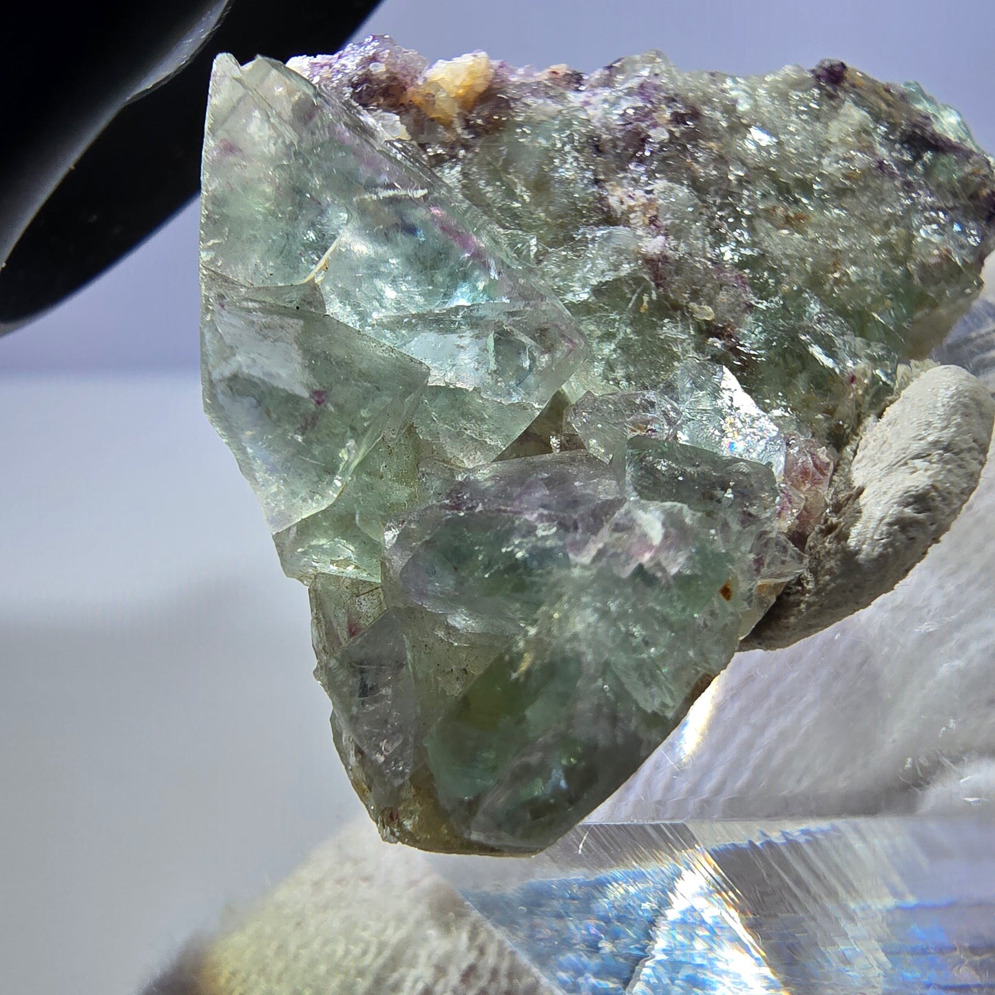Spécimen rare de cube de fluorite fantôme zonal vert violet Okorusu, Namibie 41*27*9mm