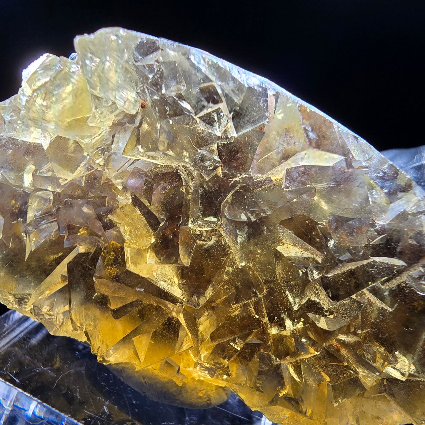 Honey Pocket Phantom Fluorite stage jaune bleu Okorusu namibie 50*28*14mm collection