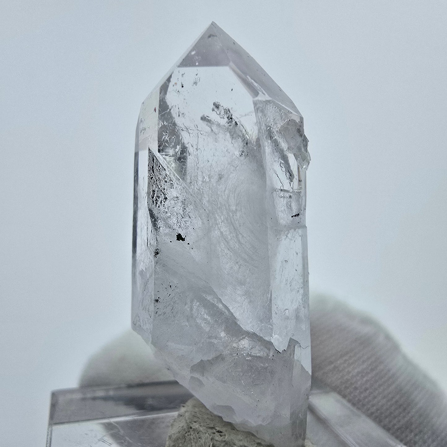 Klarer Harlekin Phantom Quarz Kristall Streep Mine, Goboboseb Namibia 33*14*11mm