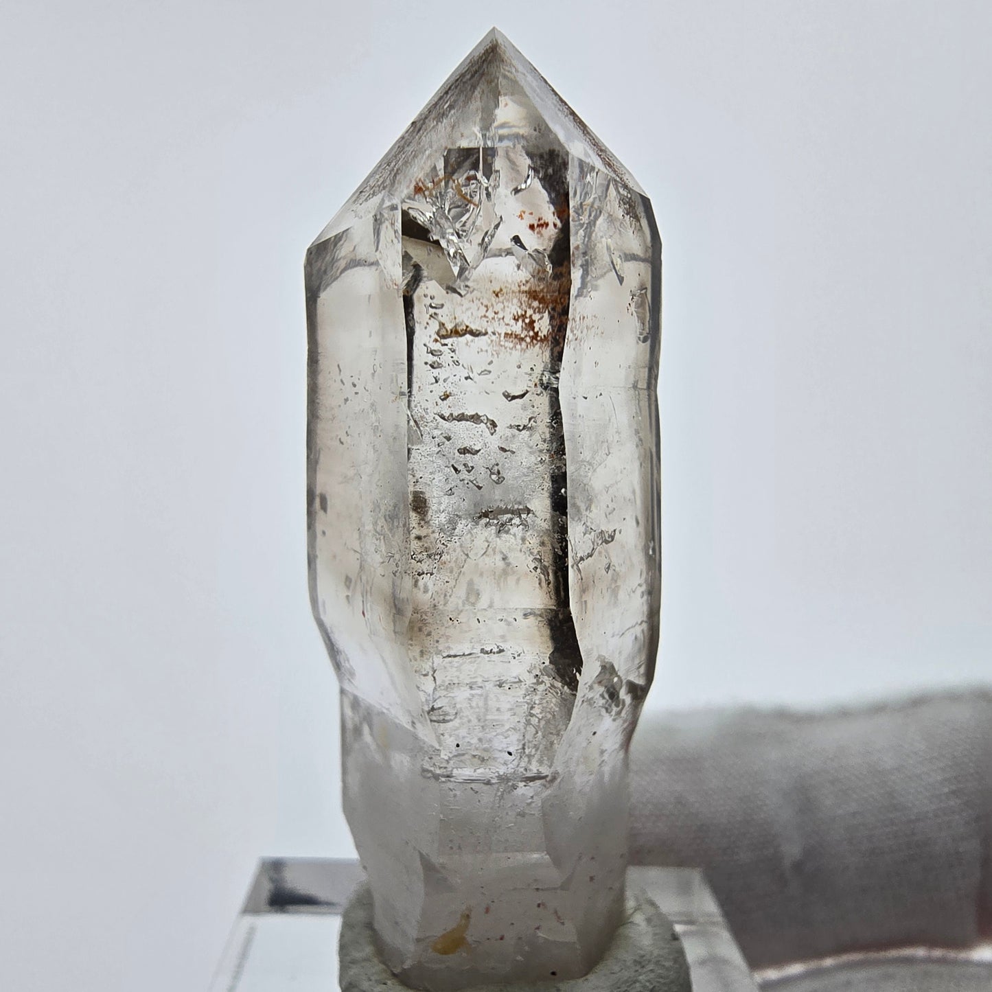 Enhydro Phantom Rauchquarz Zepter Spitze 2x Blase Goboboseb, Namibia 47*17*17mm